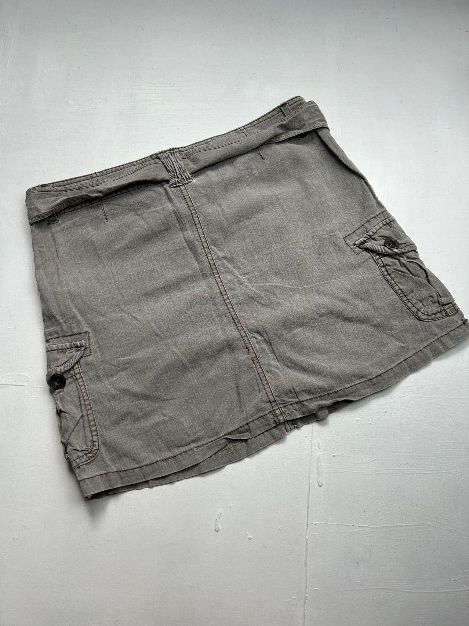 Khaki linen cargo mini skirt with belt (S)