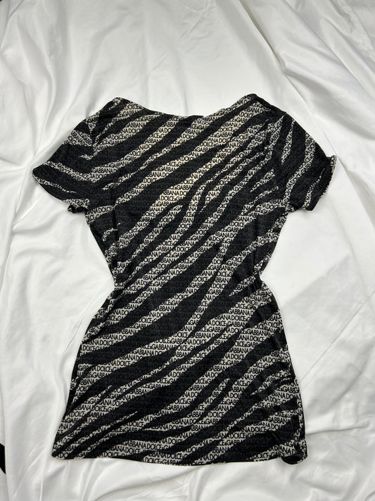 Zebra print lycra logo stretchy tee (M)