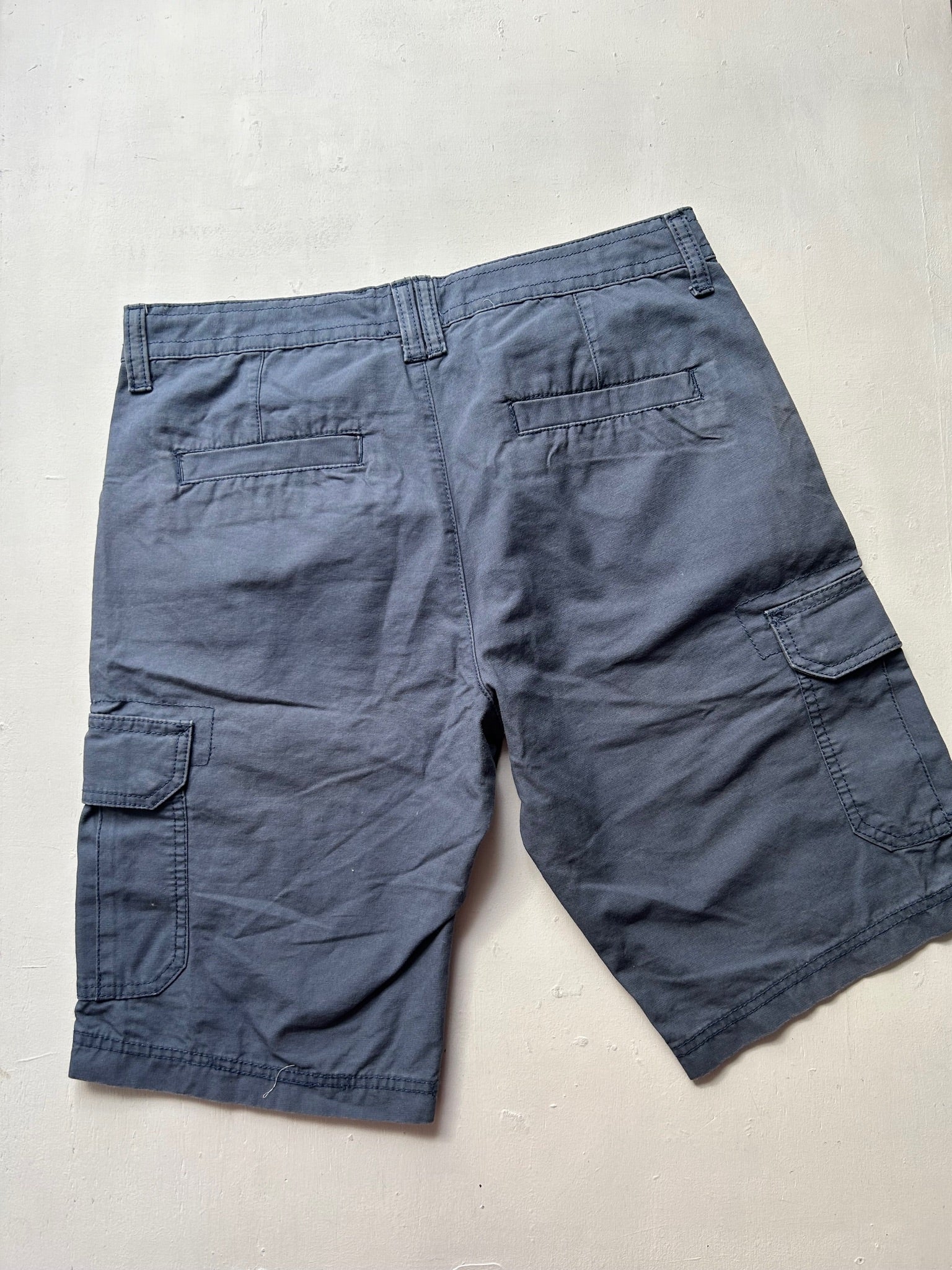 Blue grey cargo mid short y2k vintage (M)