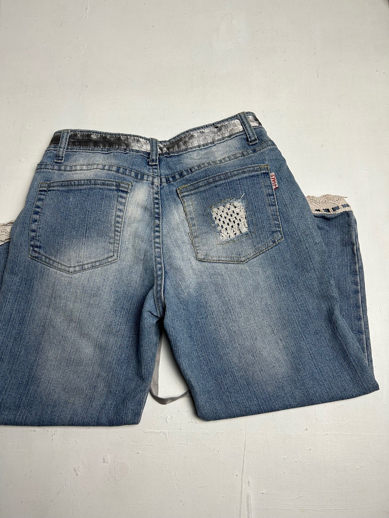 Low rise capri 3/4 length denim pants (XS)