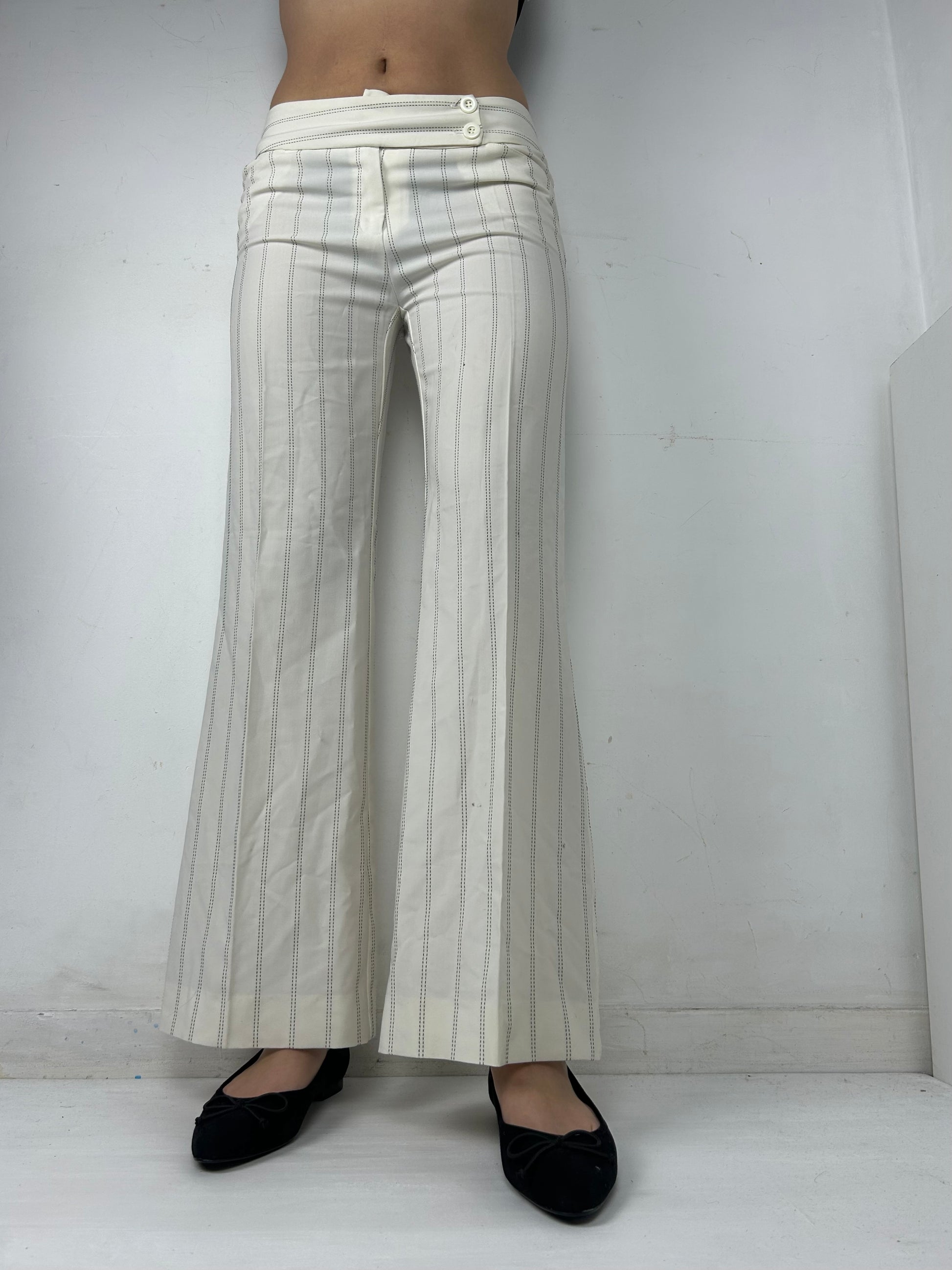 White striped low rise office flare pants (S)