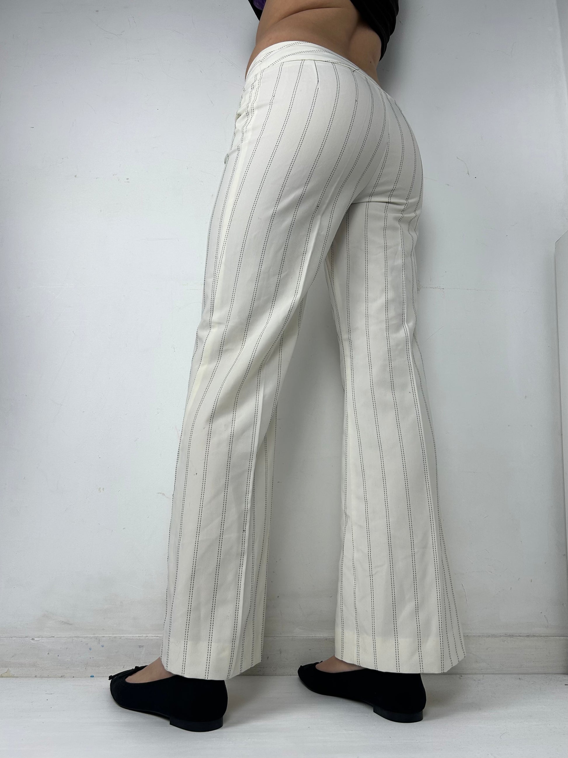 White striped low rise office flare pants (S)