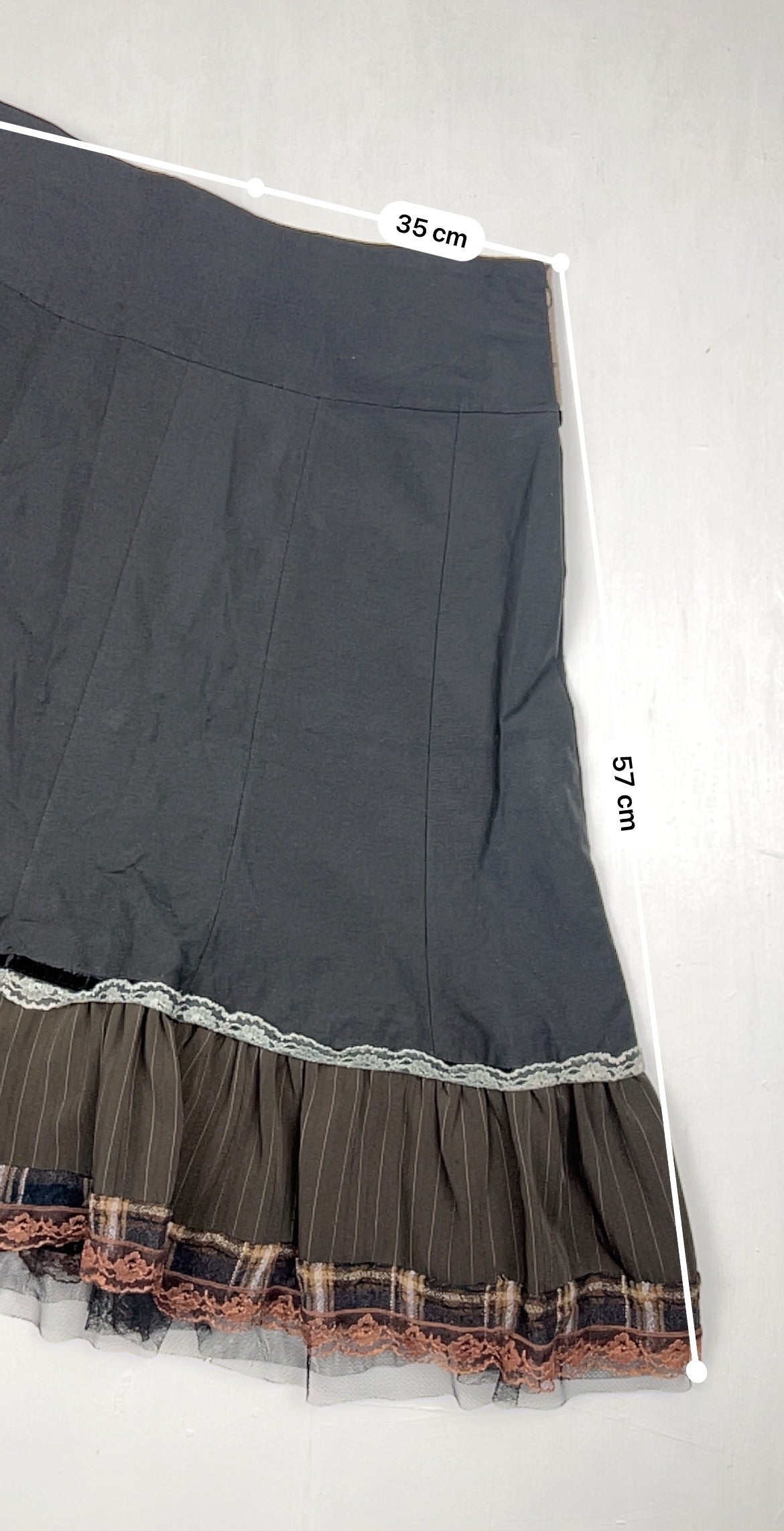 Grey & gold low rise mid pleated skirt (M)