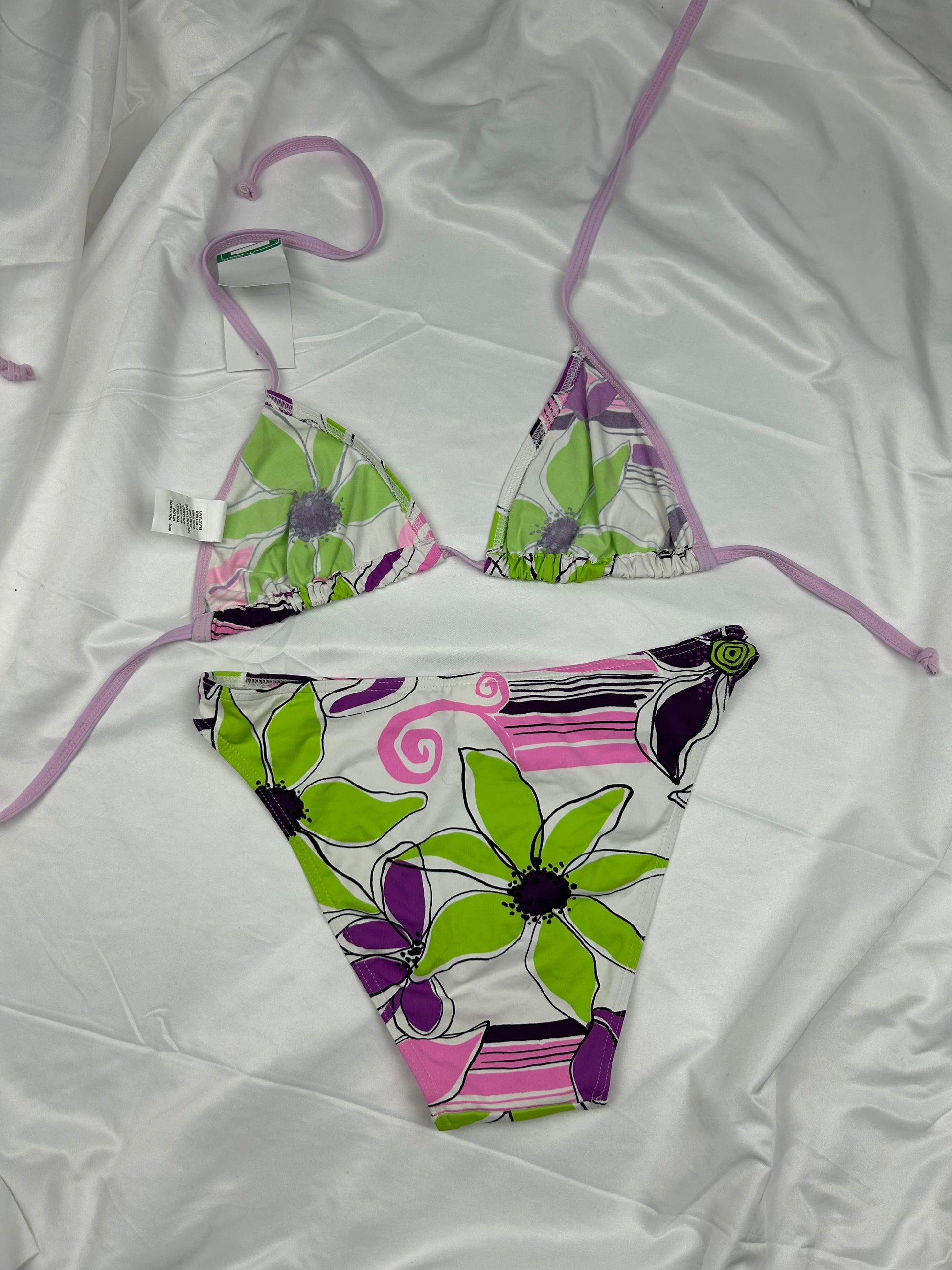 Brand new floral print bikini set (M)