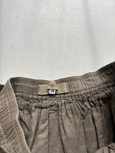 Load image into Gallery viewer, Low rise khaki mini utility pleated skirt y2k vintage with belt (S)