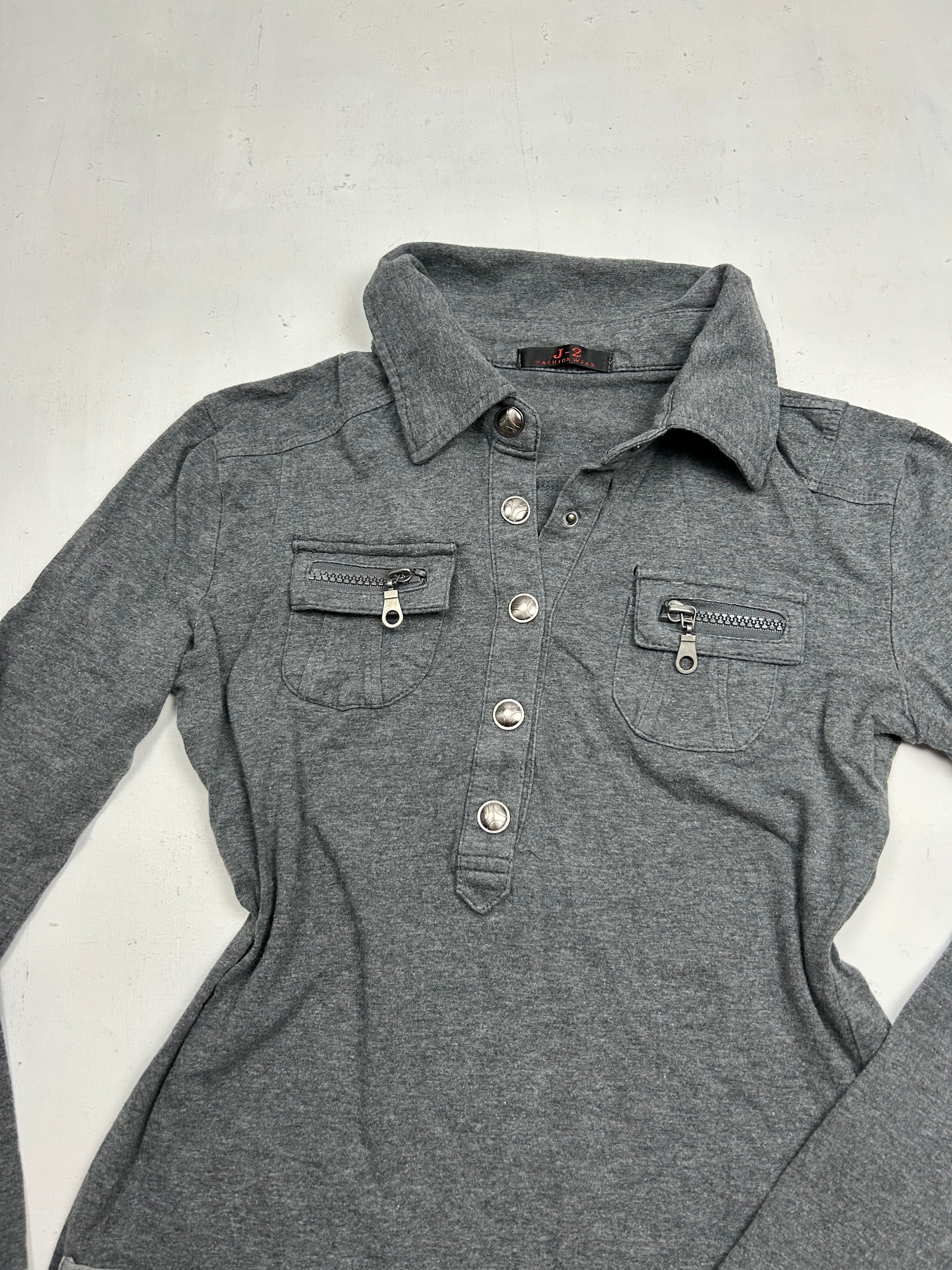 Grey buttons up long sleeves top (S/M)