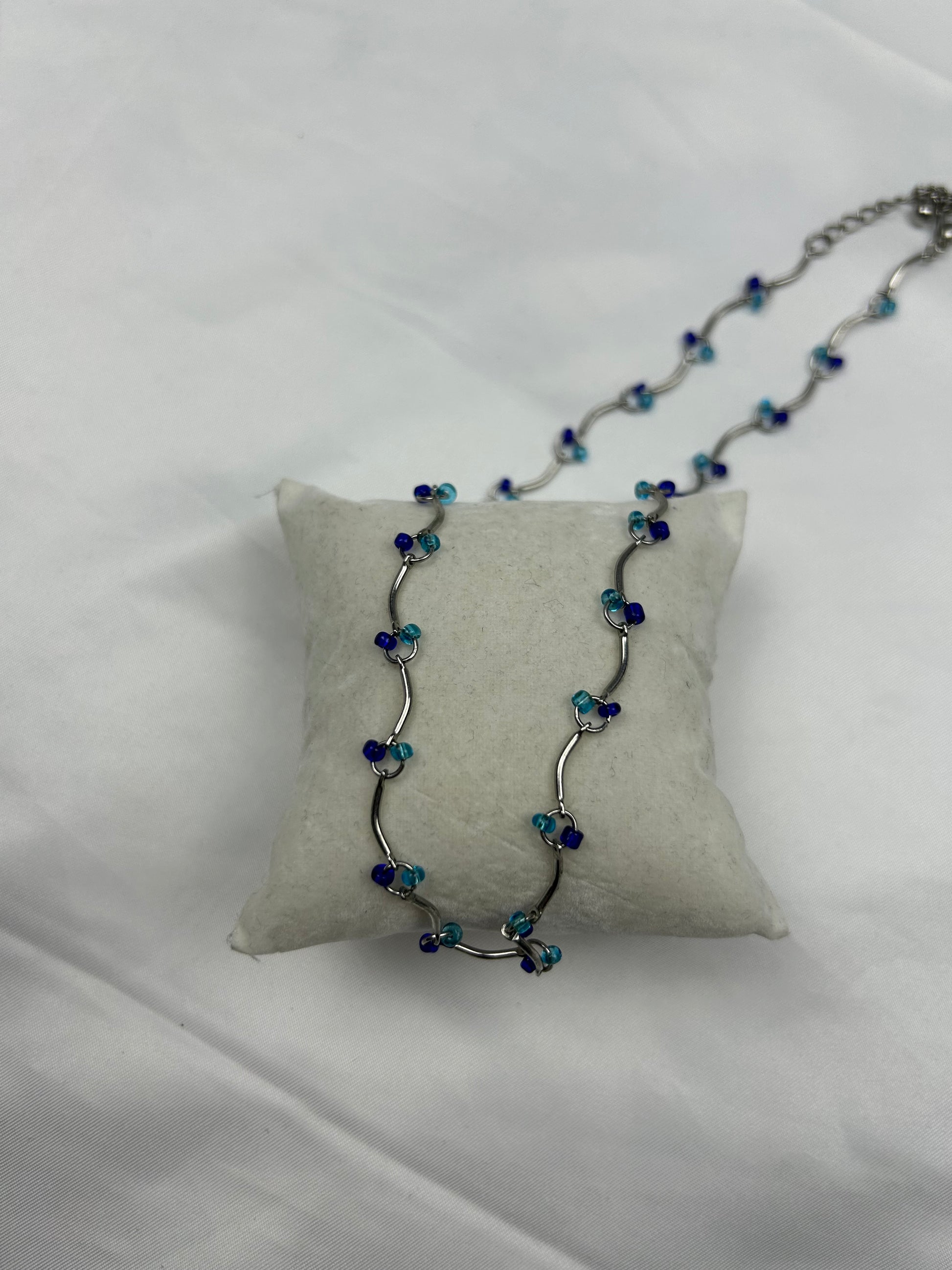 Blue stainless steel pearls necklace