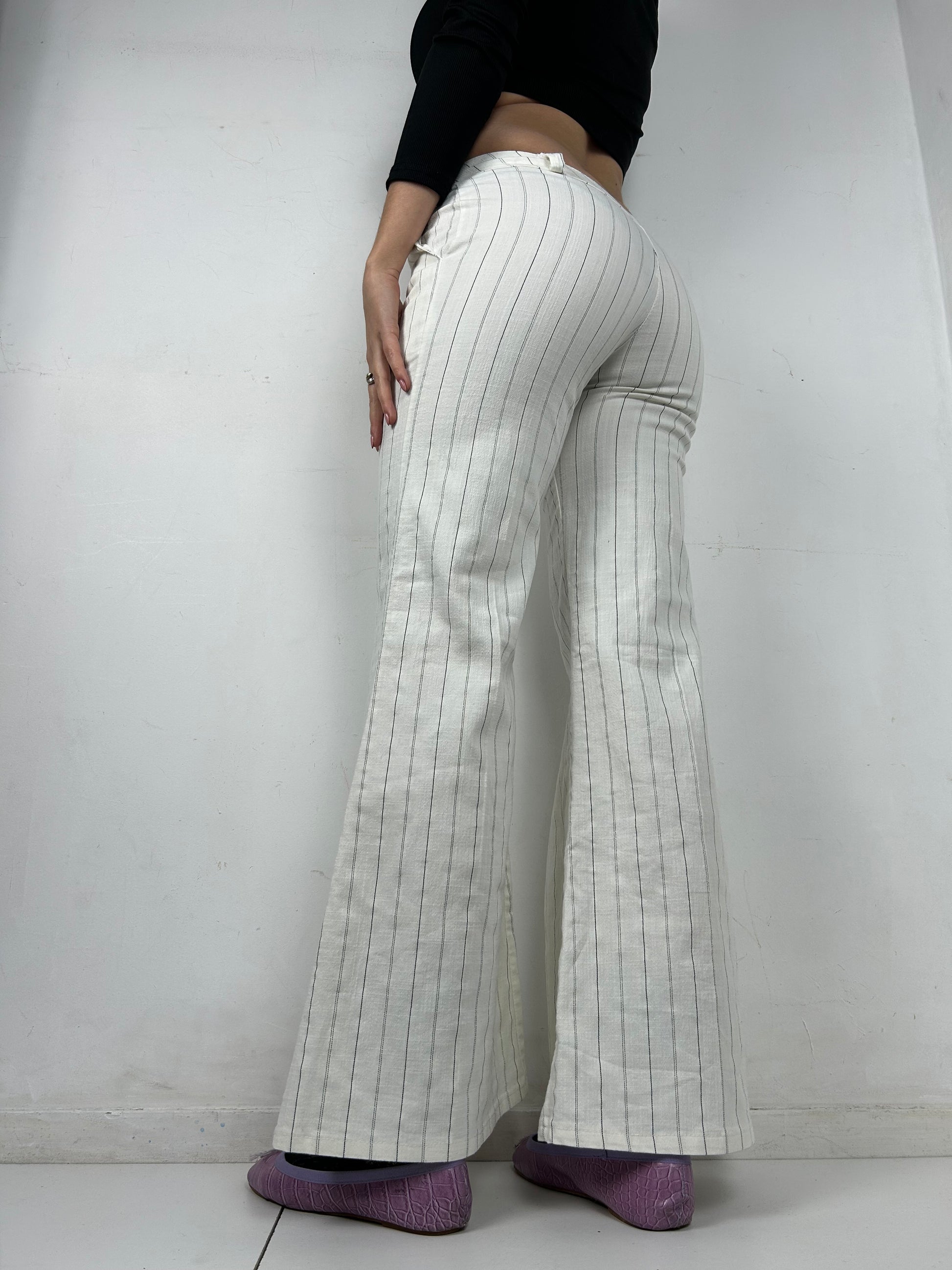 White striped office low waist flare bootcut pants (XS)