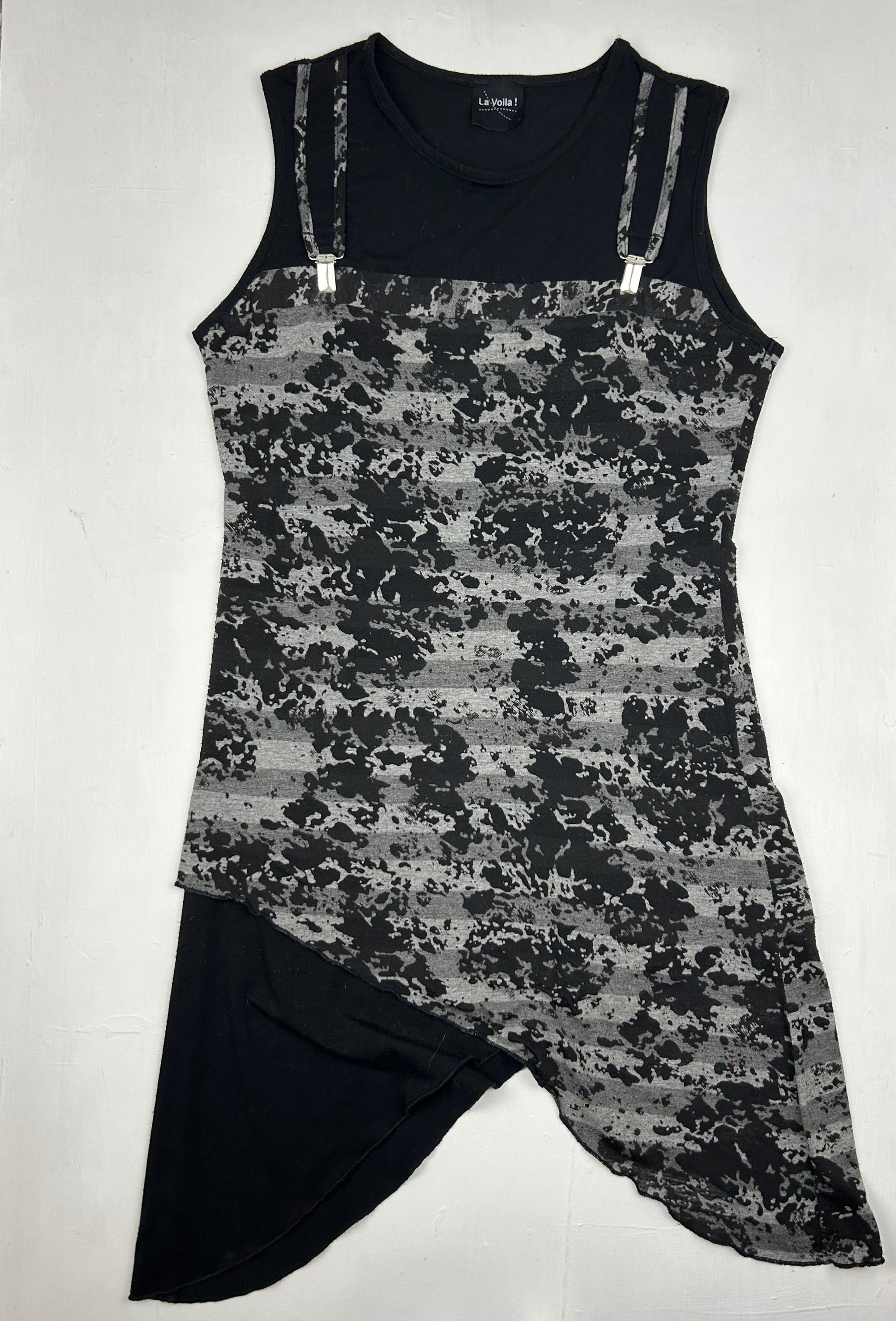 Black asymmetric tank top (M)