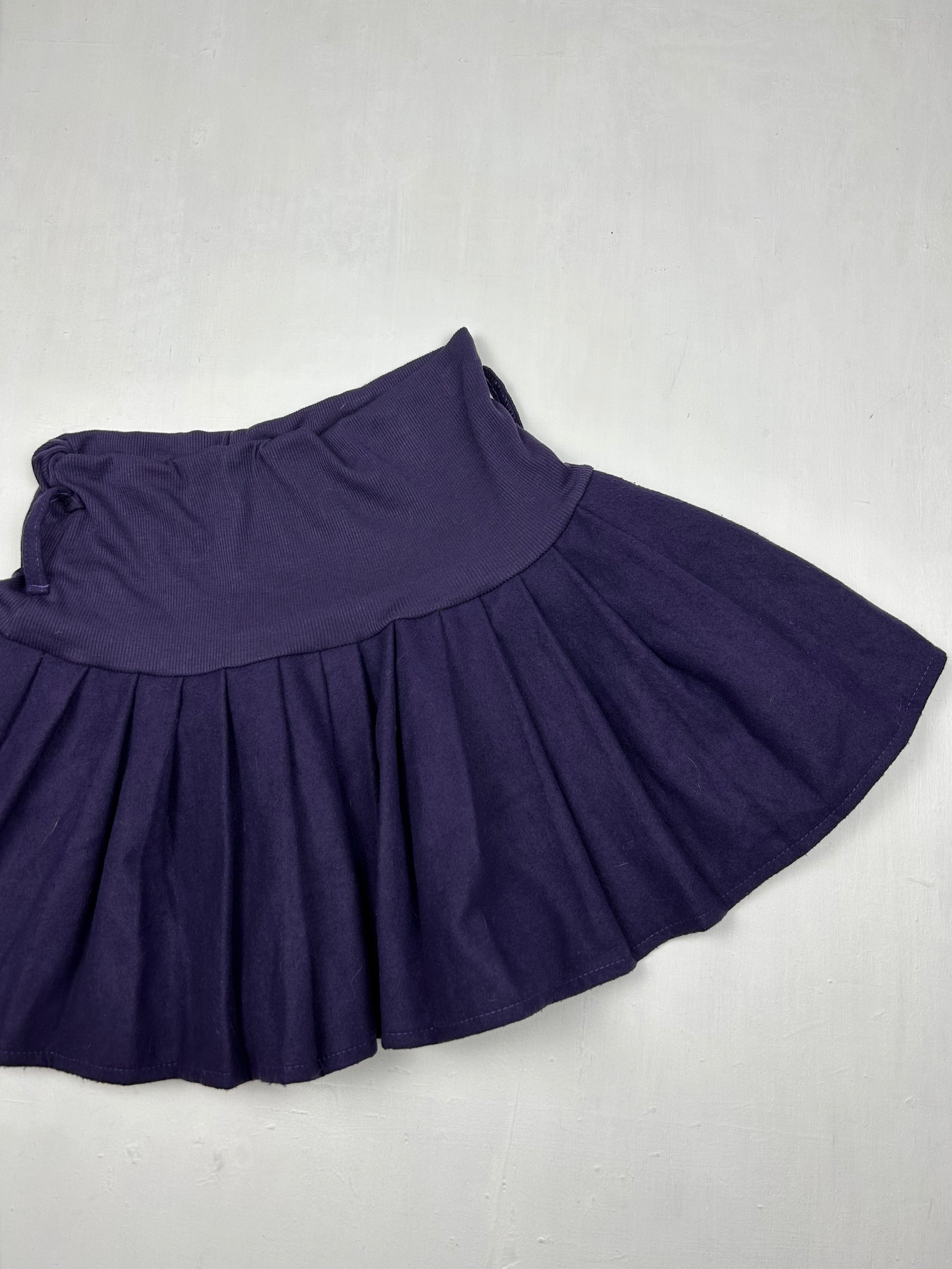 Purple low rise mini pleated skirt (S)