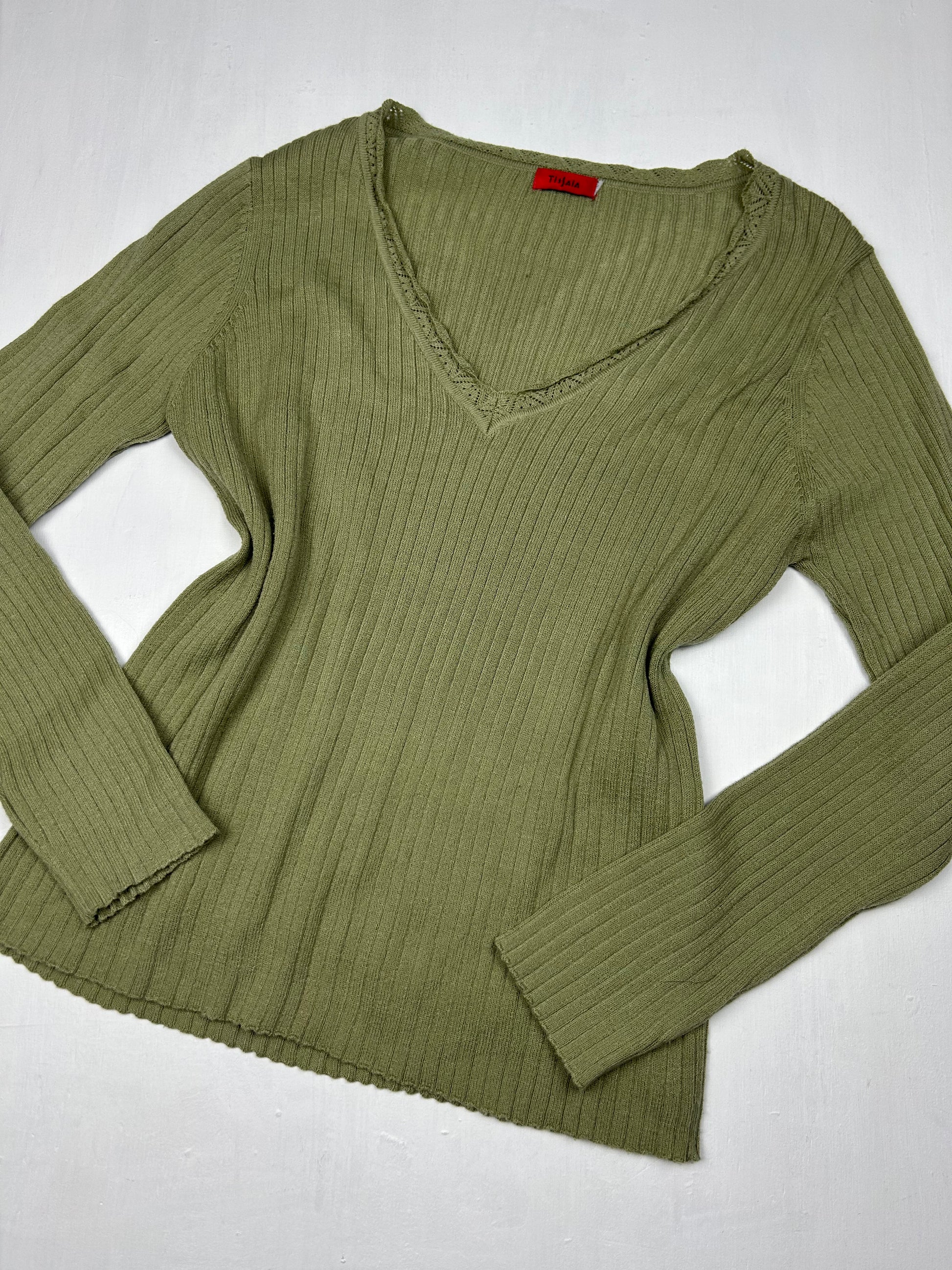 Khaki V neck ribbed jumper (M/L)