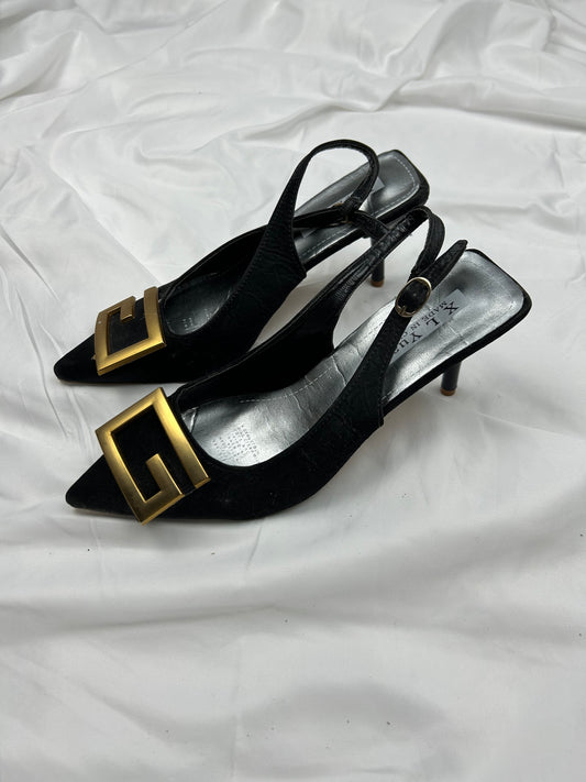 Black pointed toes buckle kitten heels (37)