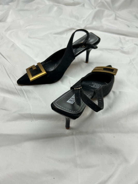 Black pointed toes buckle kitten heels (37)