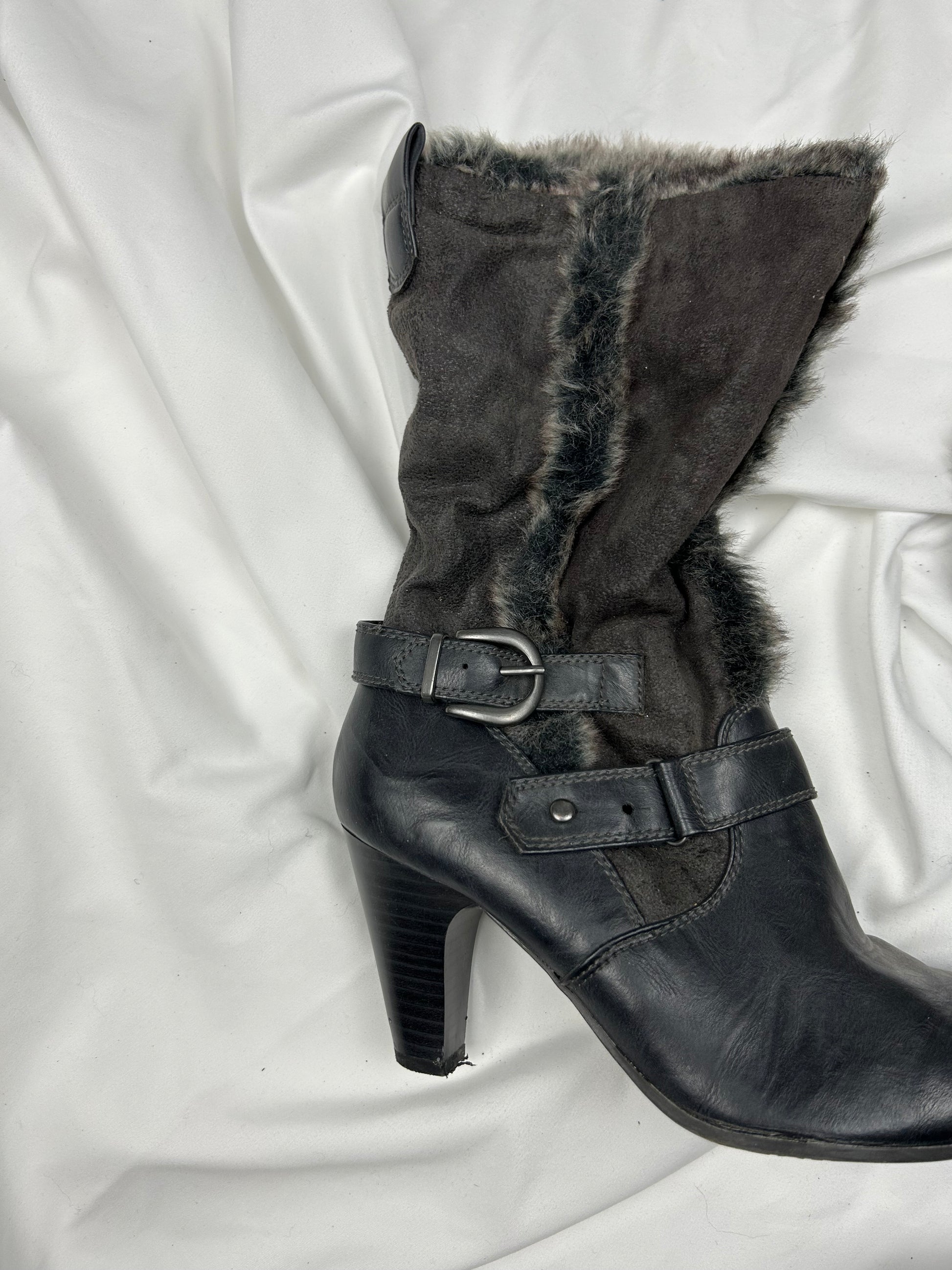 Black faux fur mid boots shoes (39)