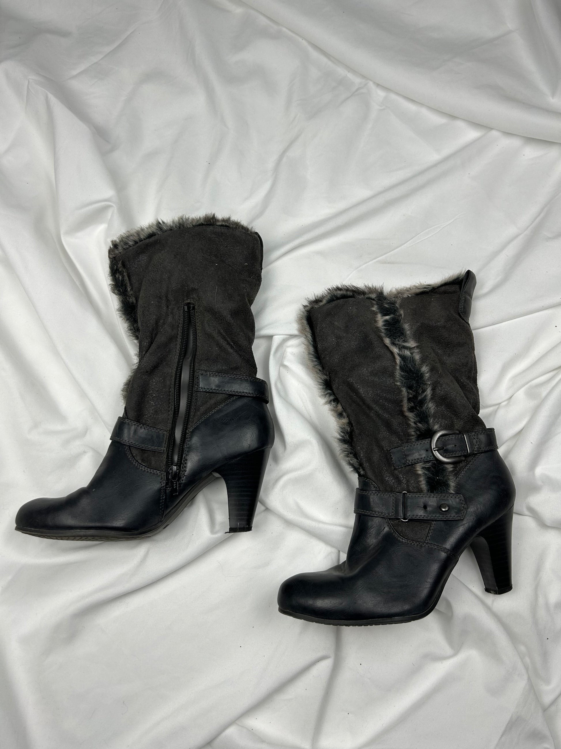 Black faux fur mid boots shoes (39)