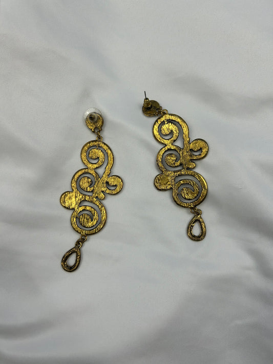 Vintage stainless steel gold pendant earrings