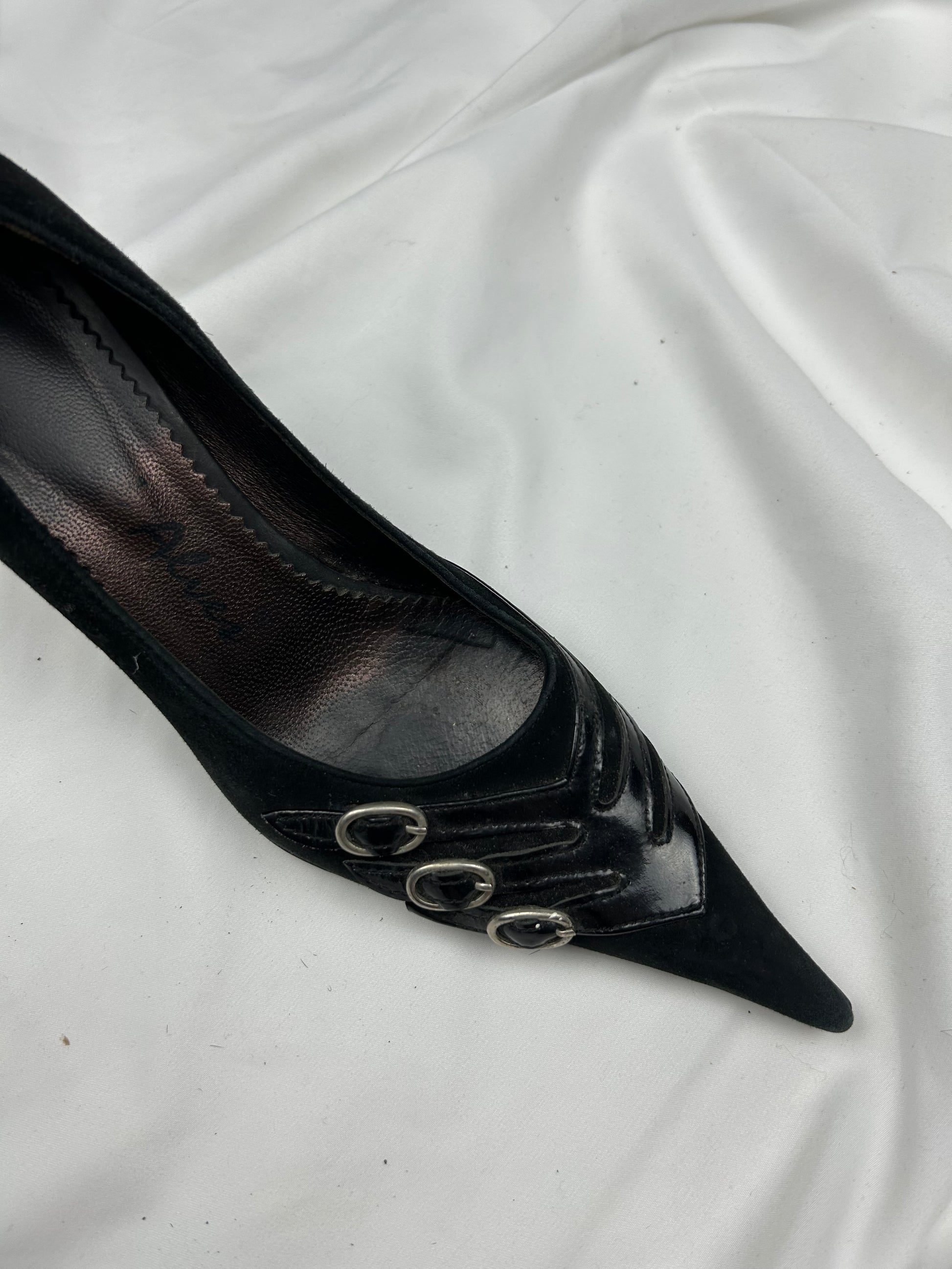 Black belt buckle pointed toes kitten heels leather shoes (37)