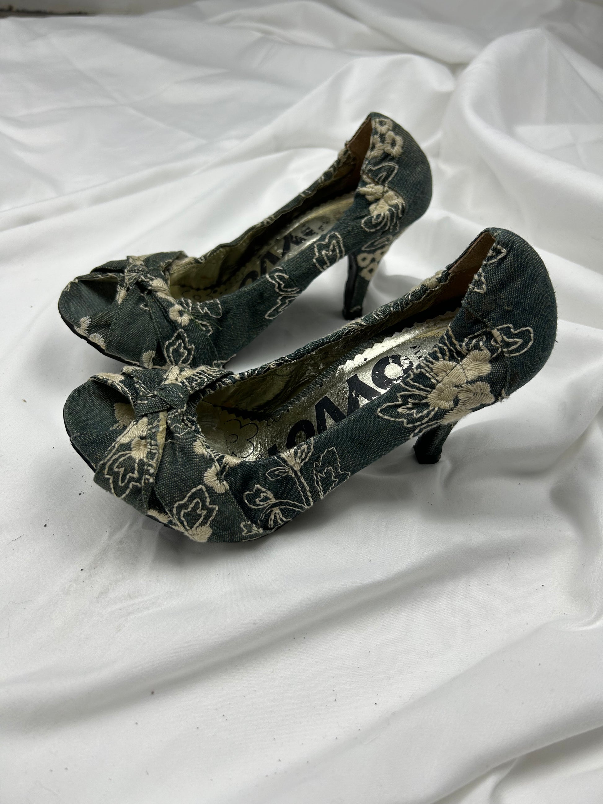 Navy denim  open toes kitten heels shoes (36)