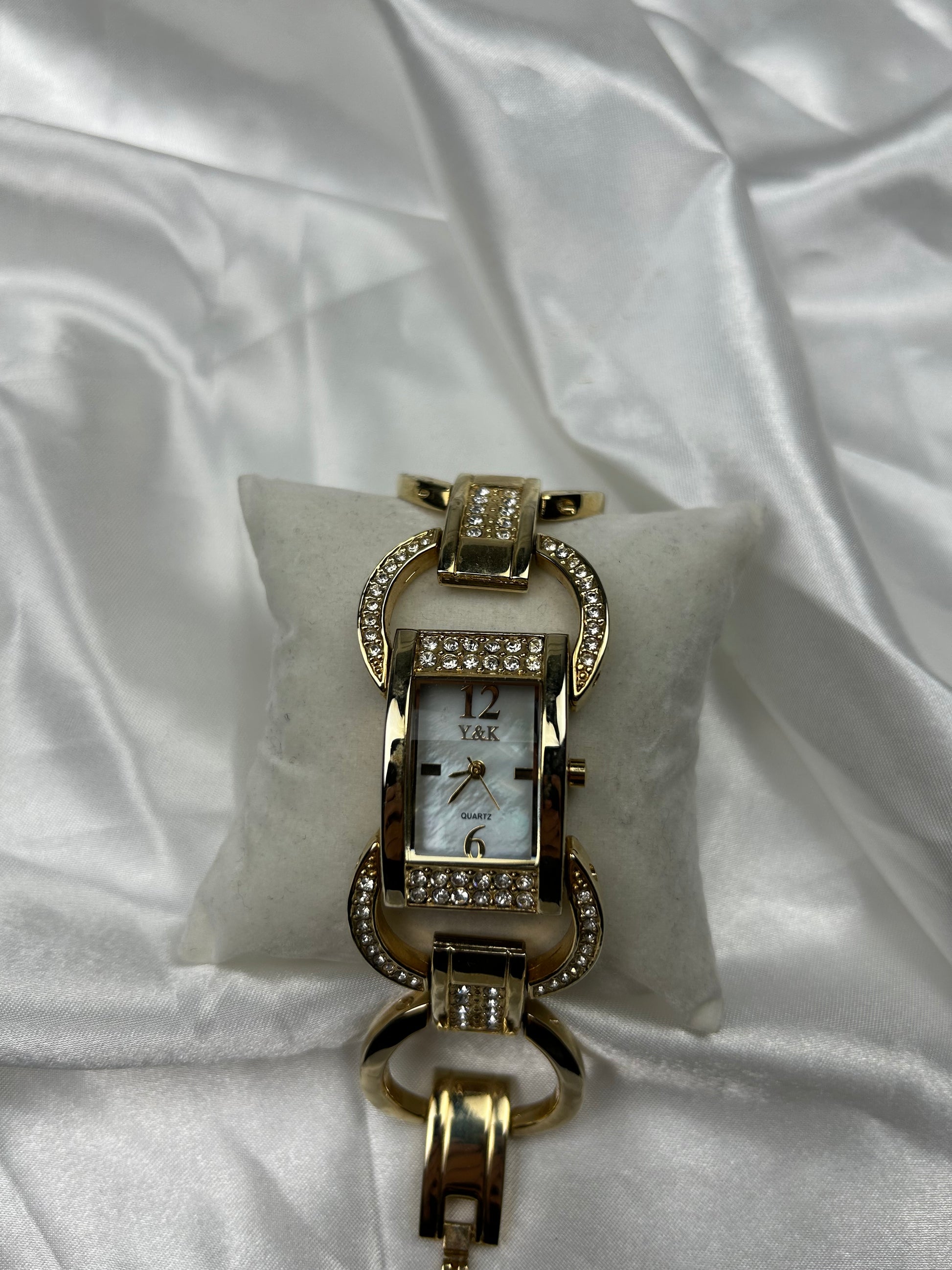 Vintage stainless steel gold bracelet watch jewelry