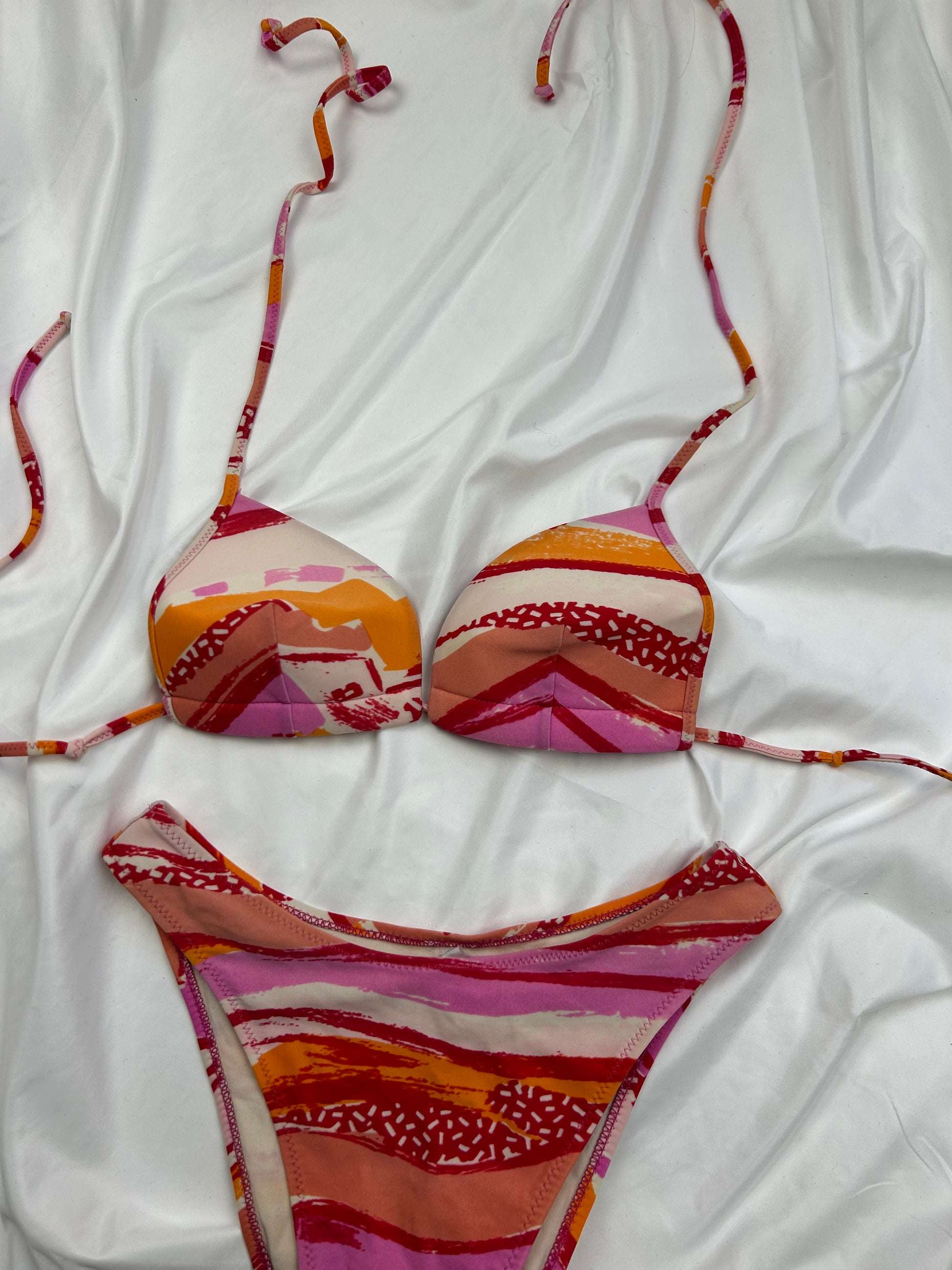 Orange graphic print bikini set (S/M)