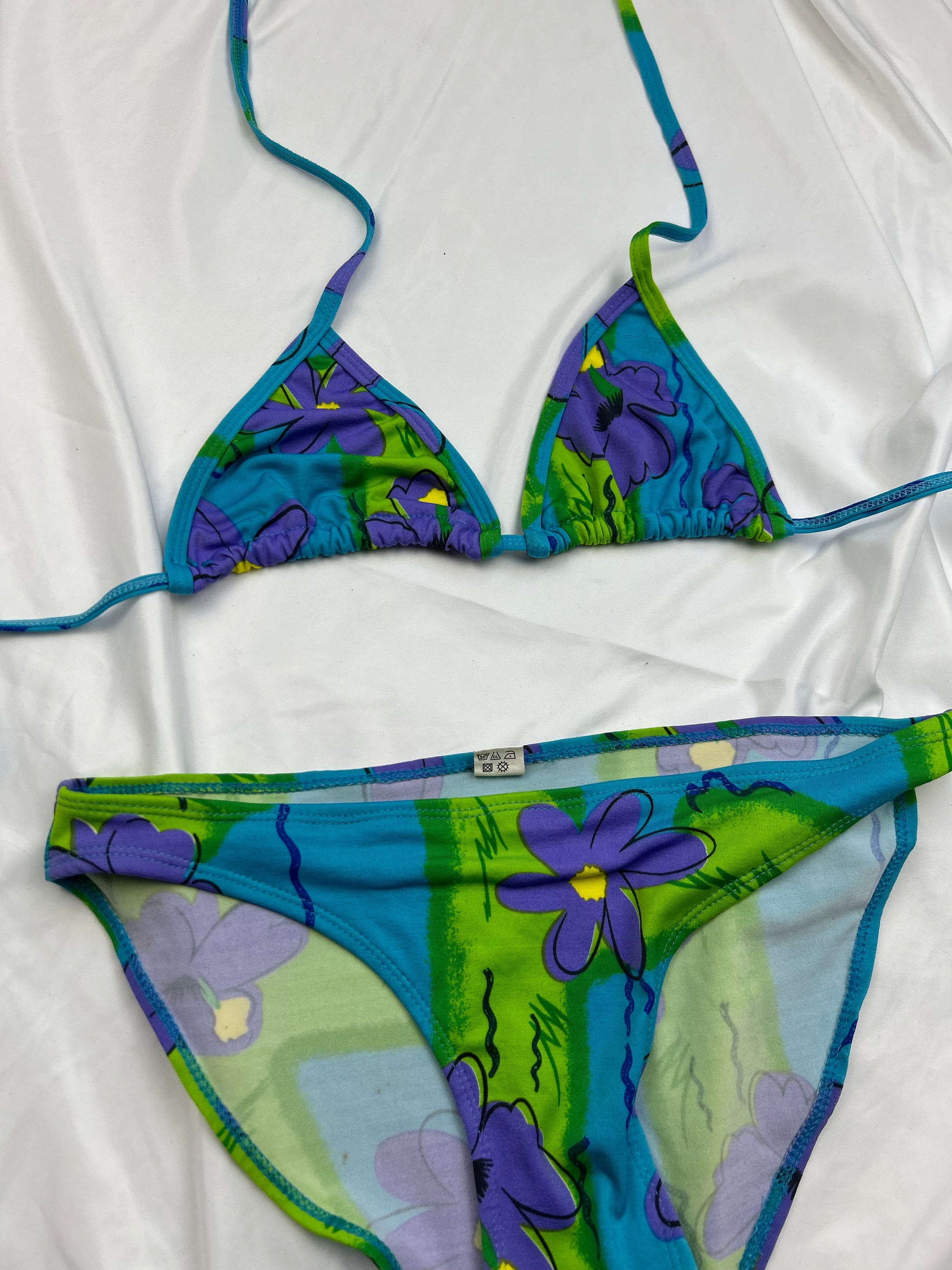 Blue low waist floral print bikini set (M)