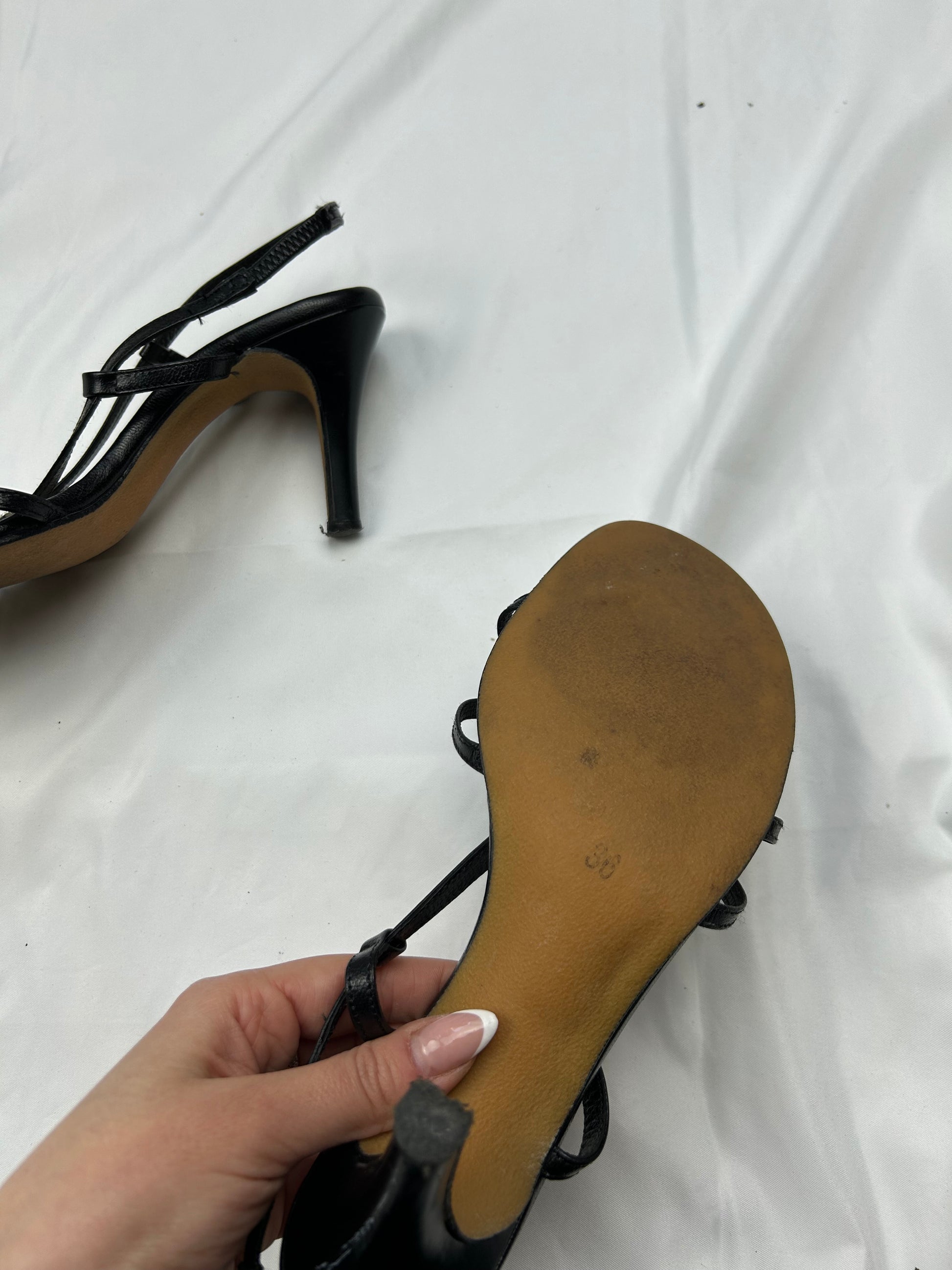 Black gems kitten heels (36)