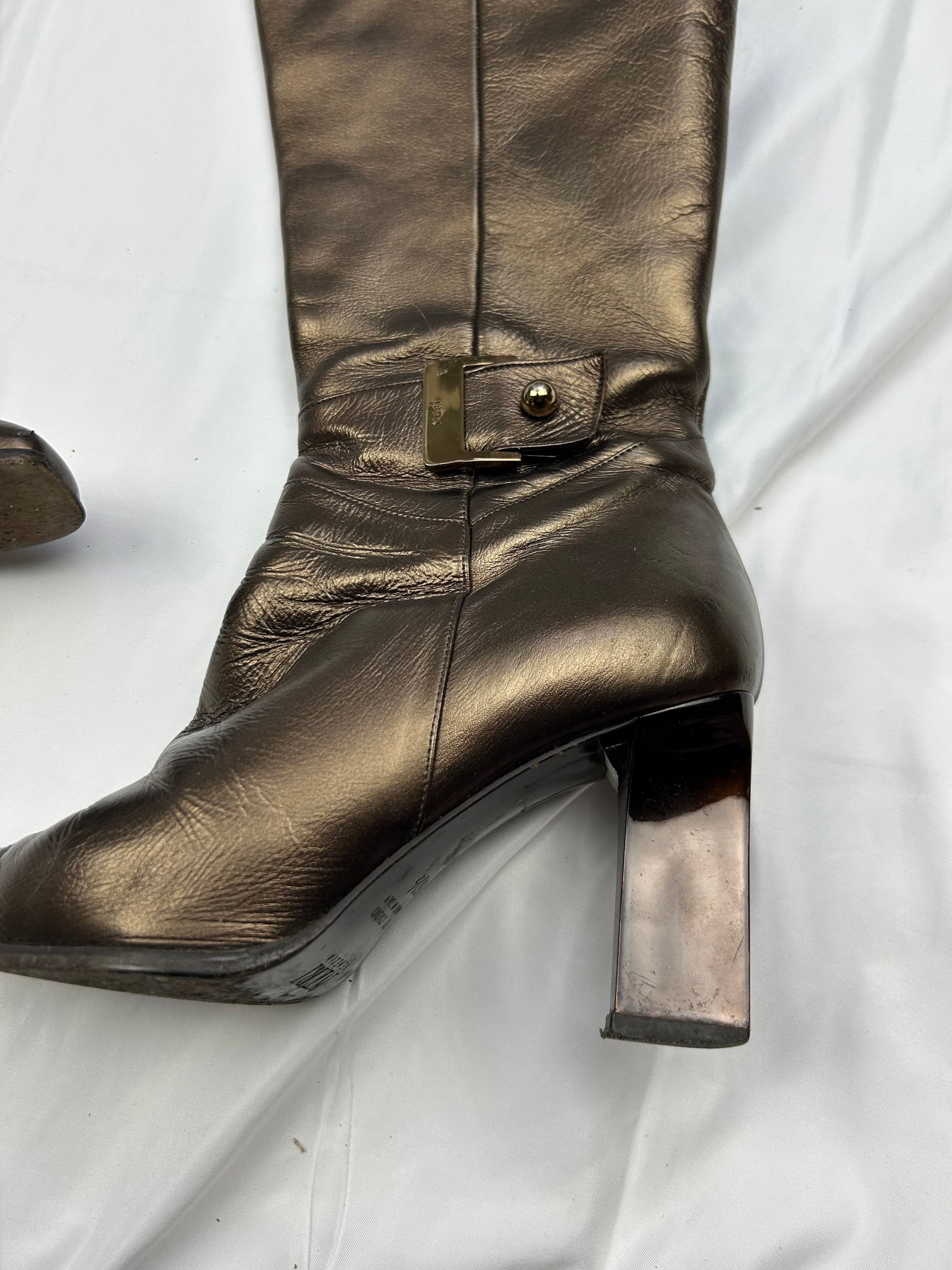 Brown 100% leather knee high boots (37)