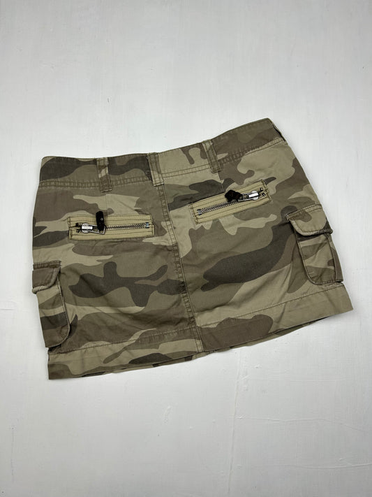 Khaki camo denim low rise mini skirt (S)