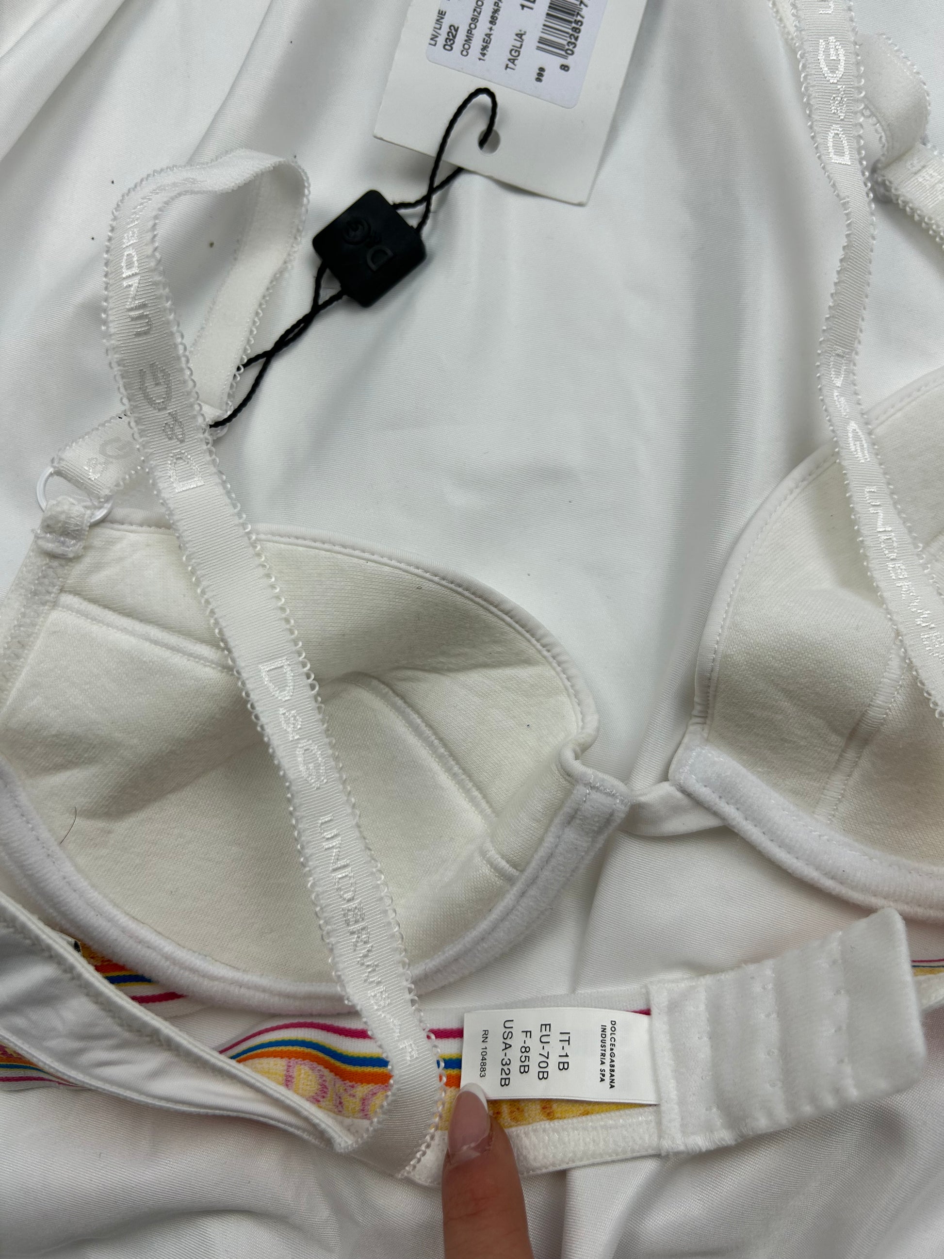 White brand new logo bra (85B)