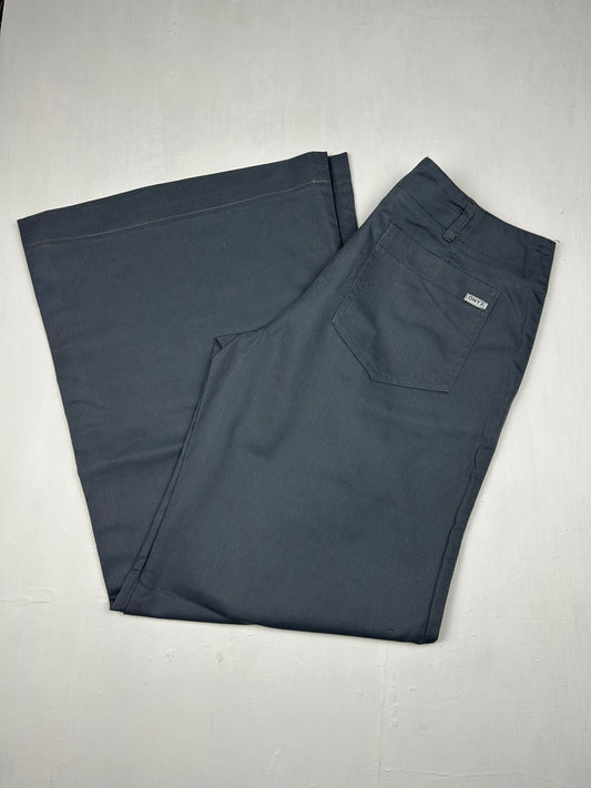 Grey low rise flare office pants (M)