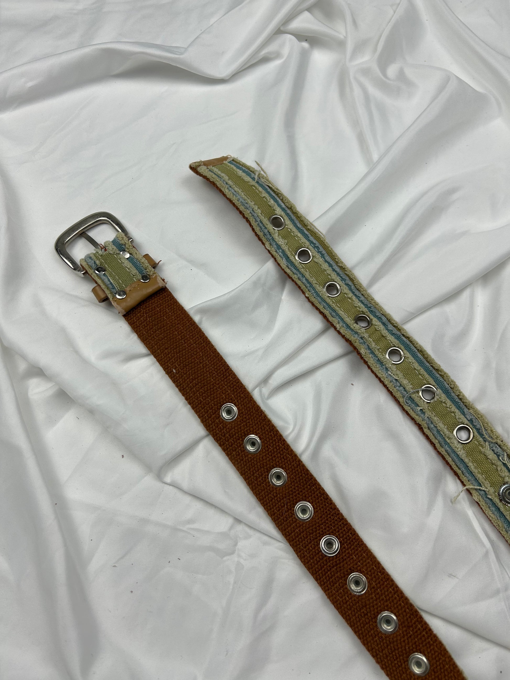 Beige utility buckle adjustable belt