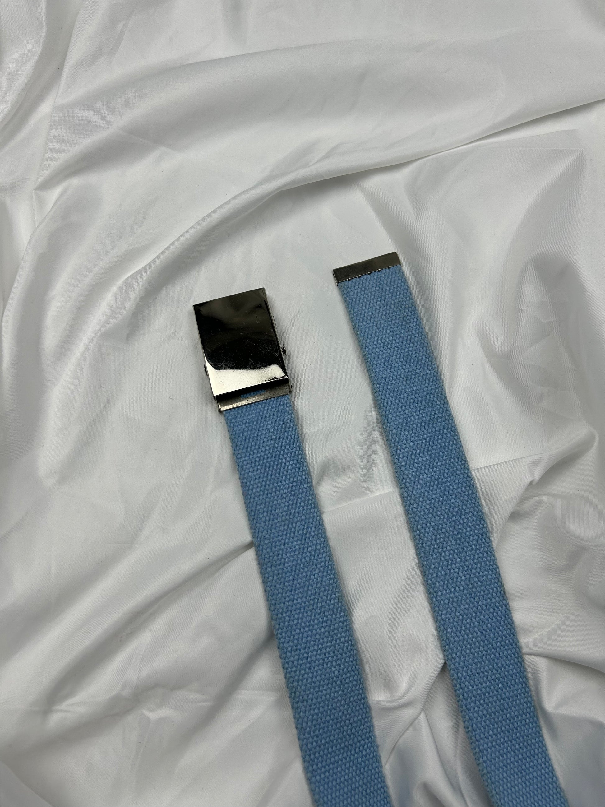 Baby blue metallic buckle adjustable belt