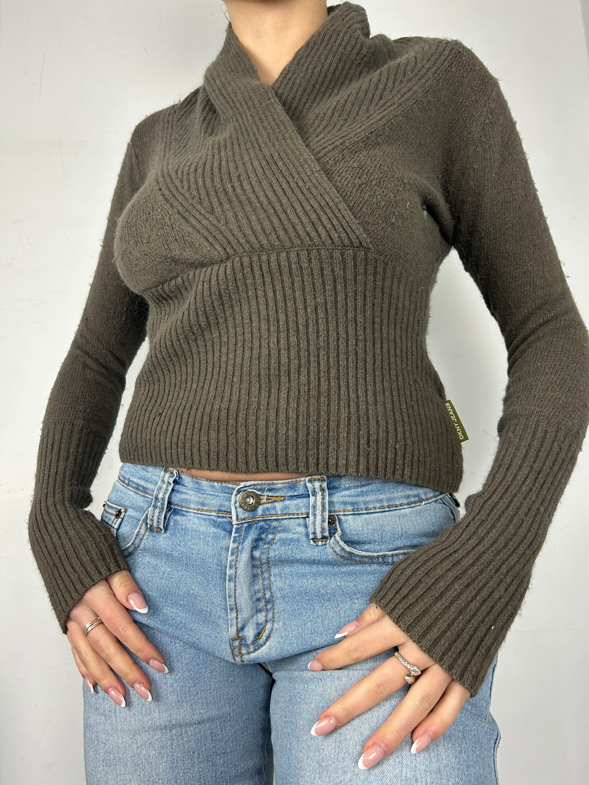 Khaki V neck jumper (S/M)