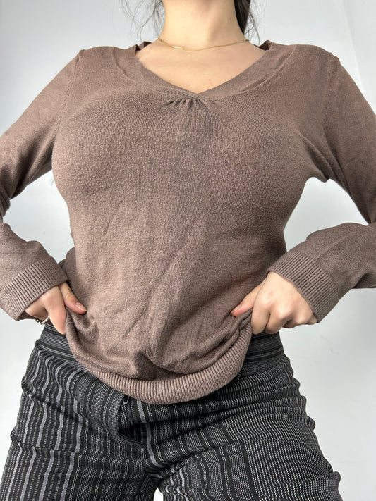 Brown V neck cotton jumper (S/M)