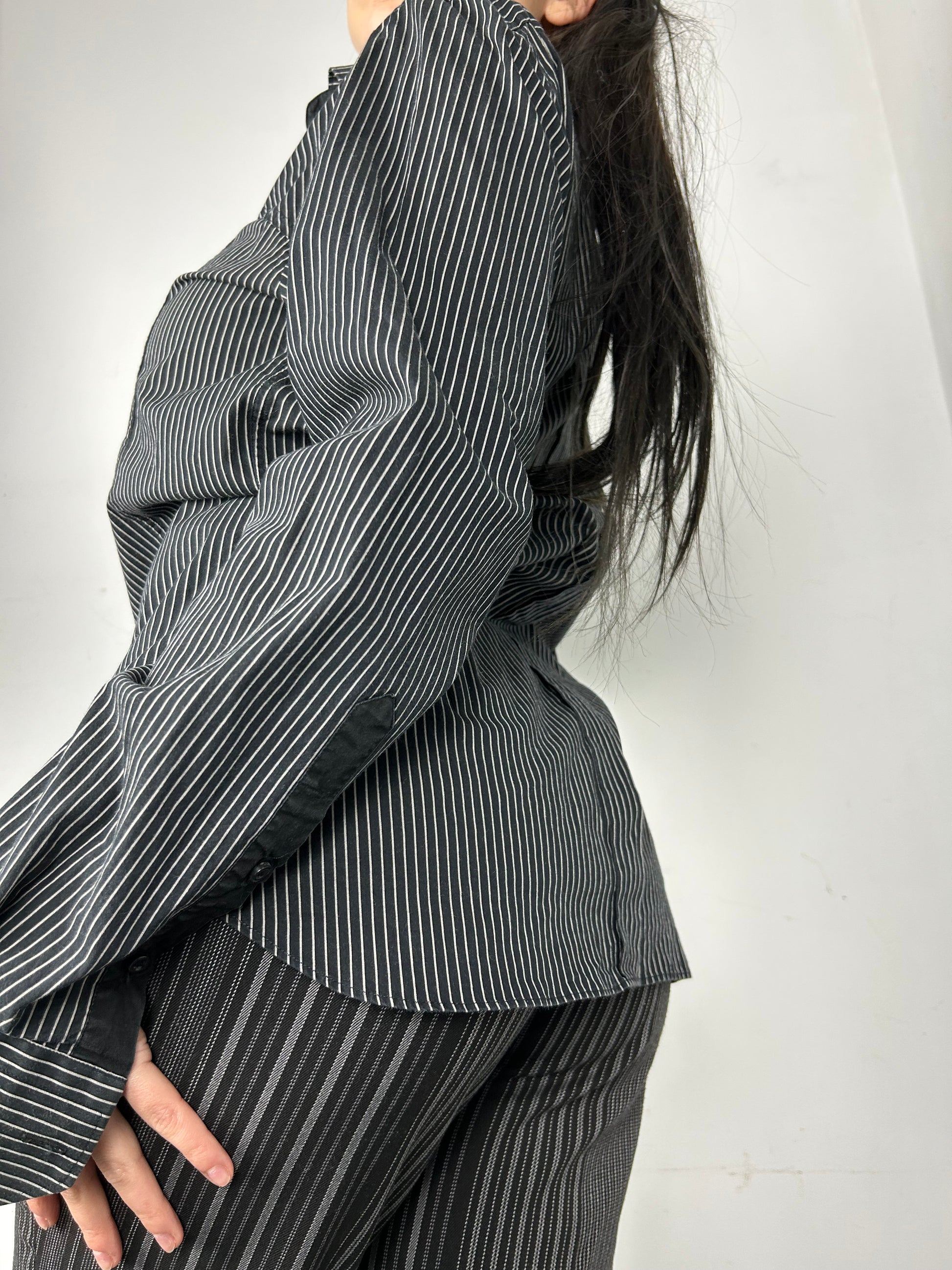 Black striped cotton long sleeves shirt (L)