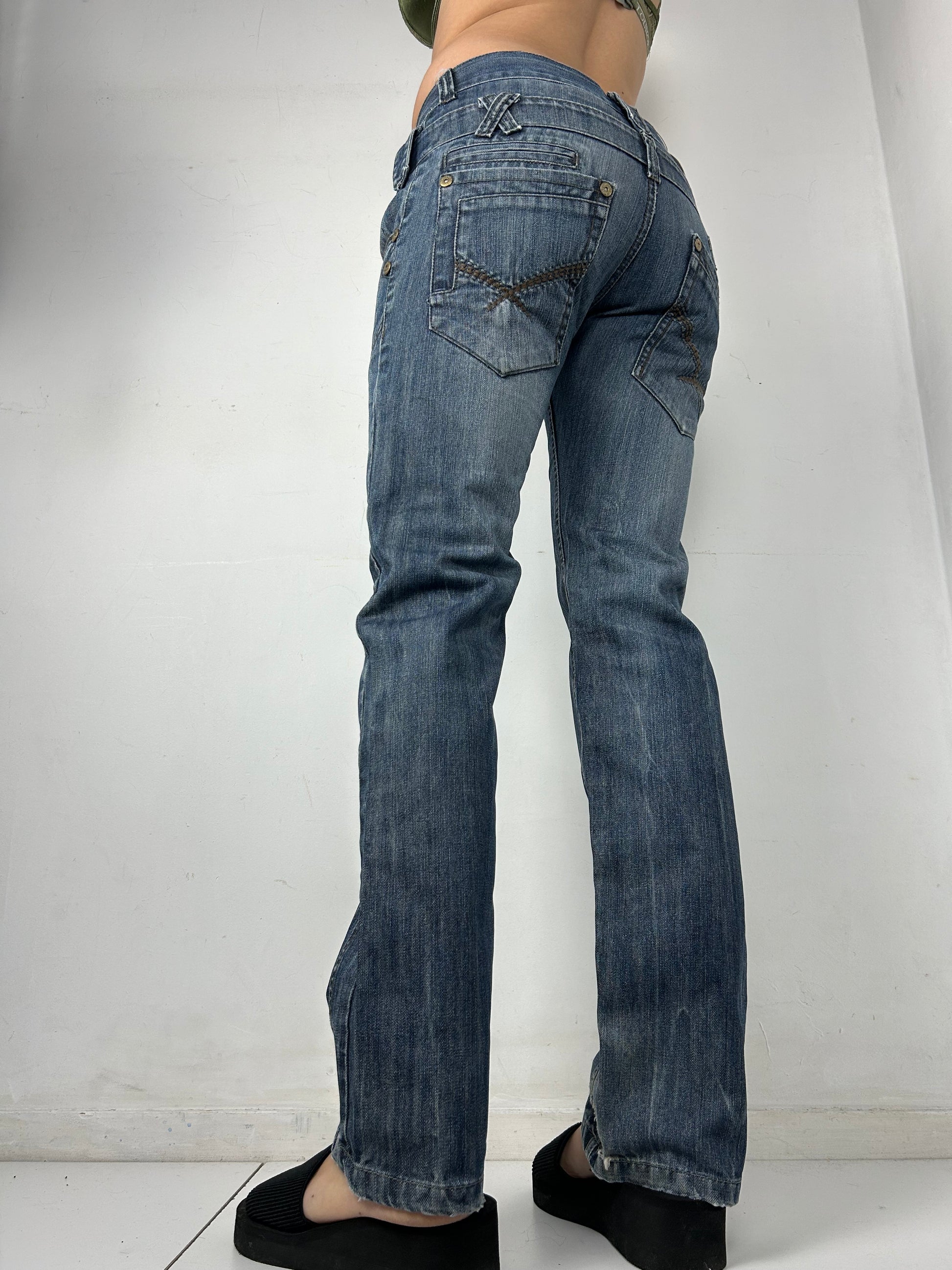 Blue denim low rise straight legs pants (XS)