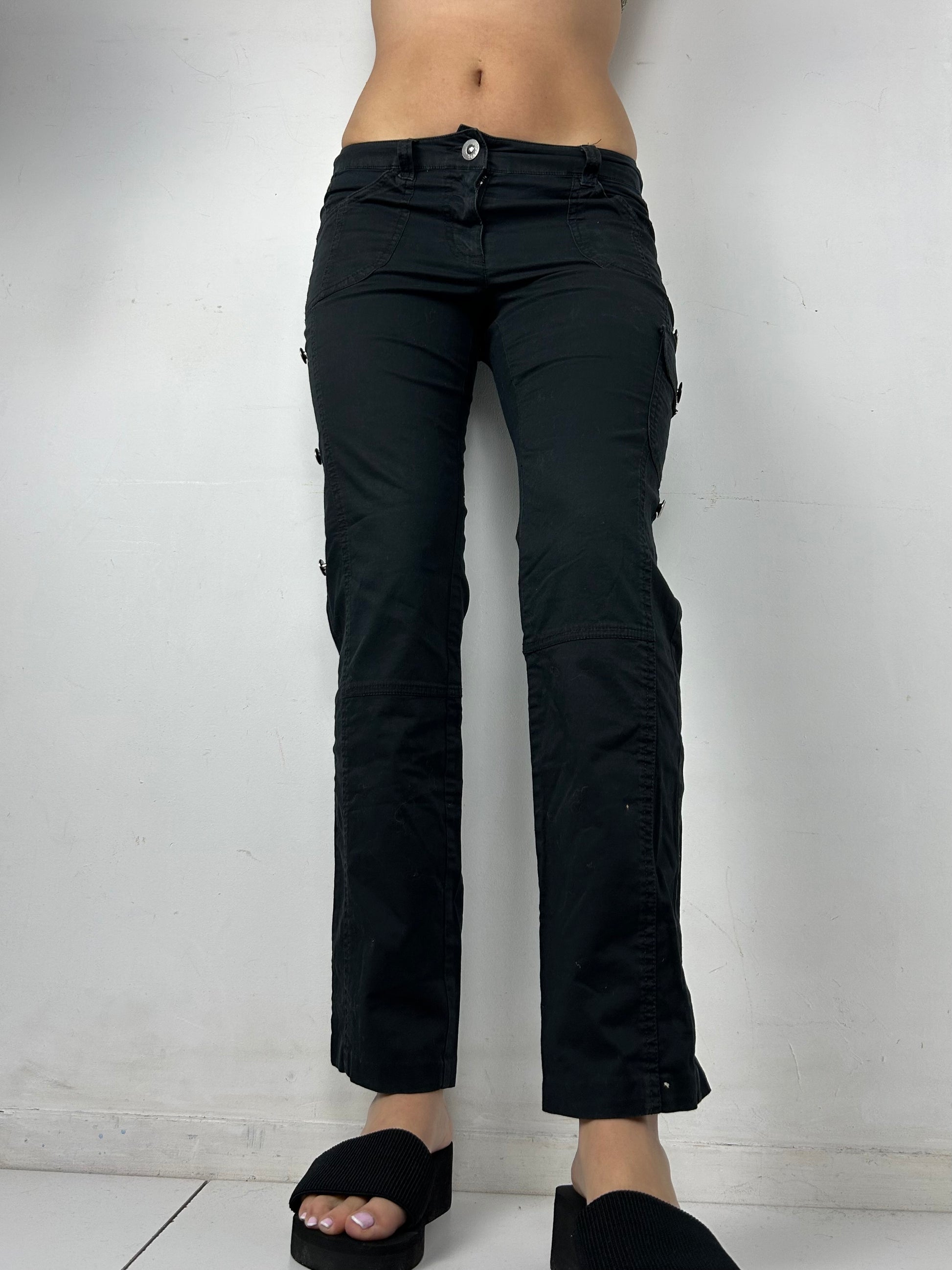 Black denim low rise cargo pants (S)