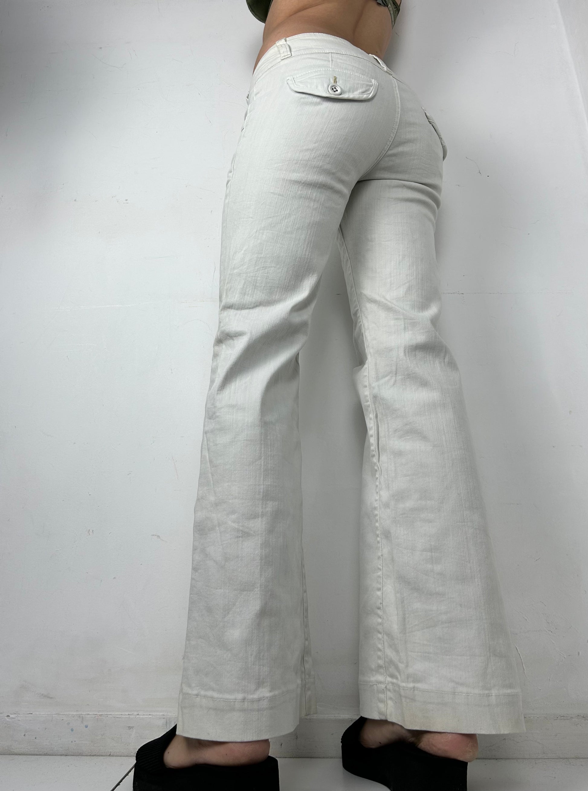 White cream denim low rise flare pants (S)