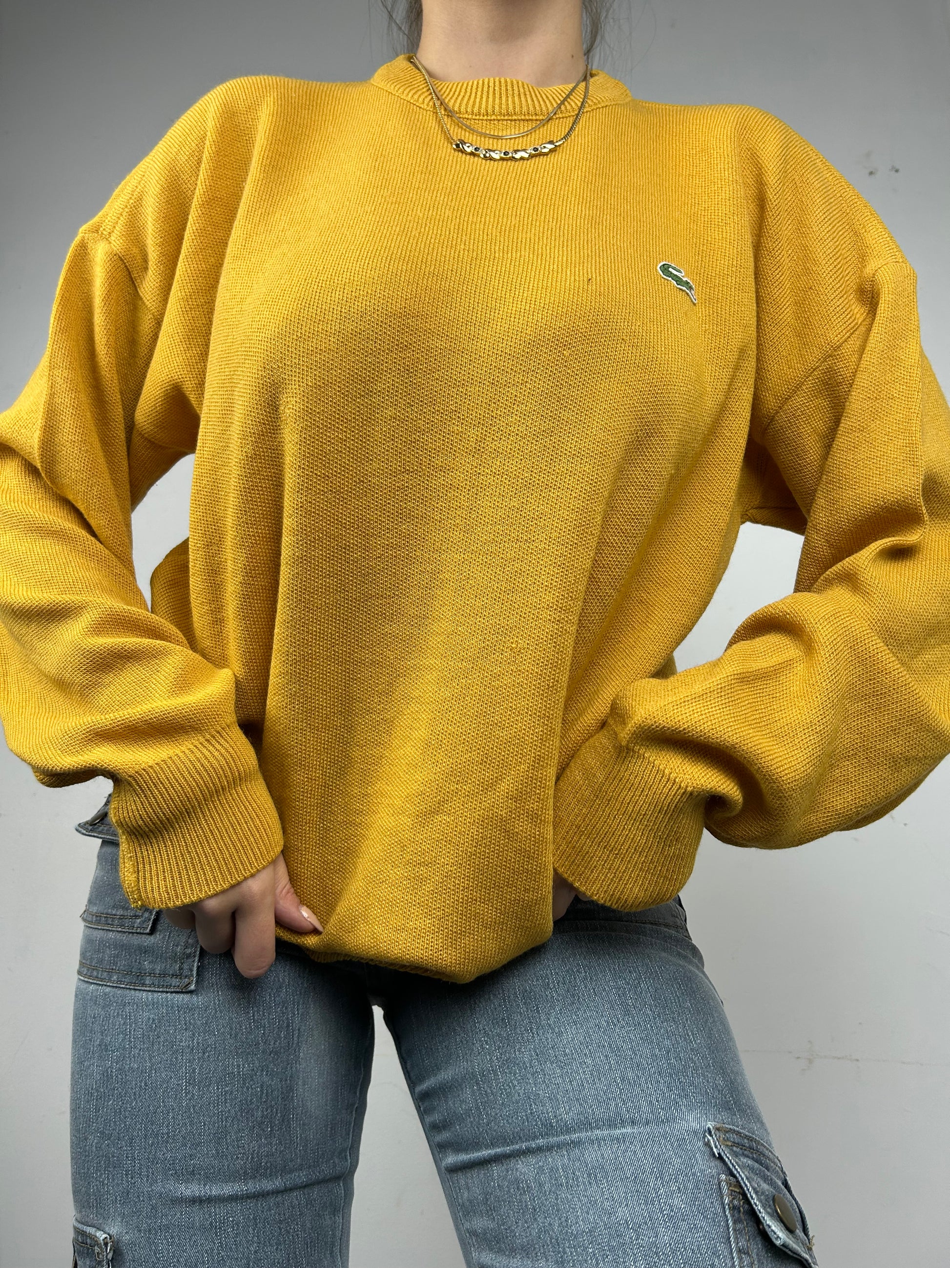 Yellow round neck 90s logo jumper (XL)