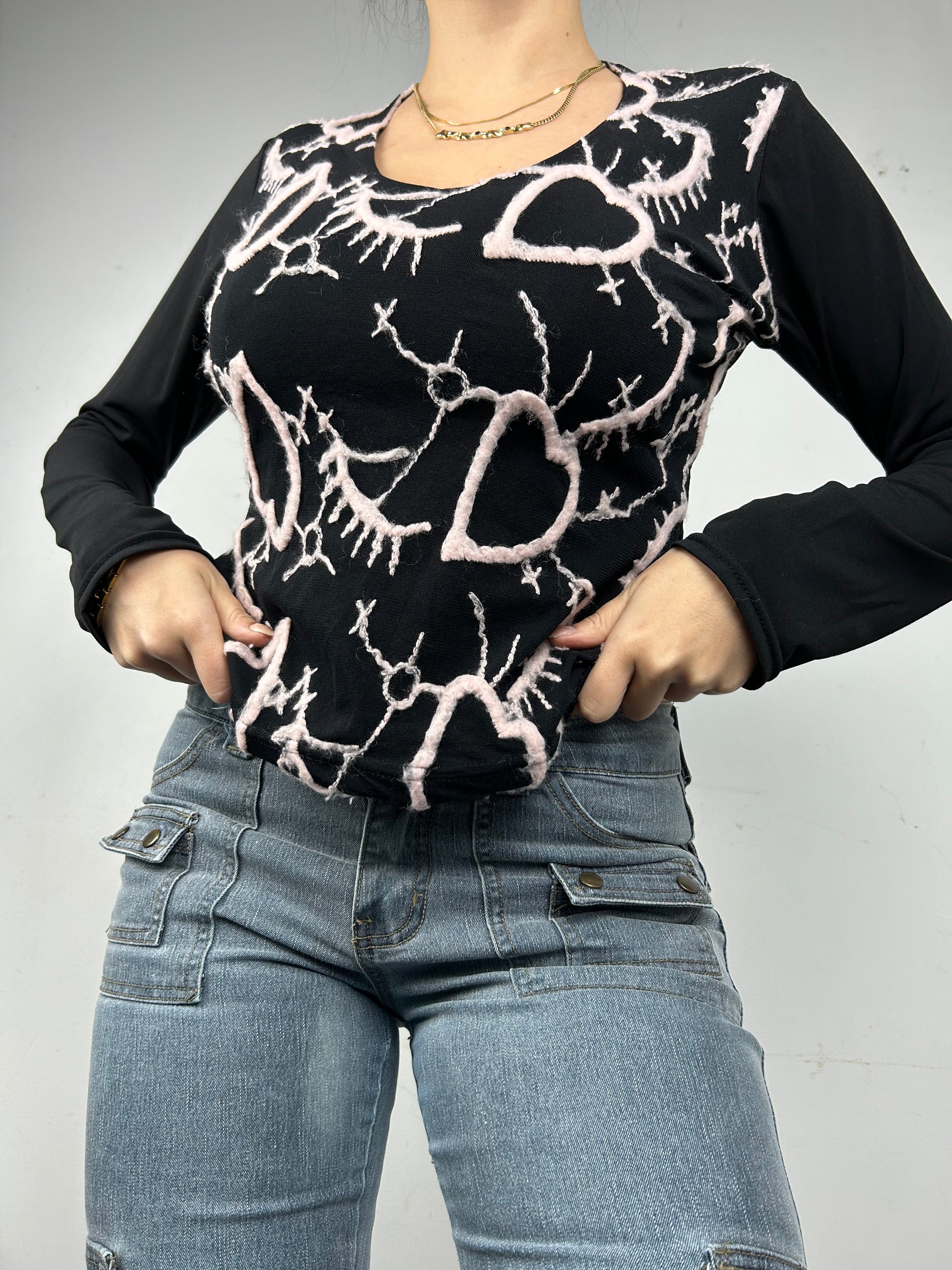 Black hearts print mesh long sleeves top (S/M)