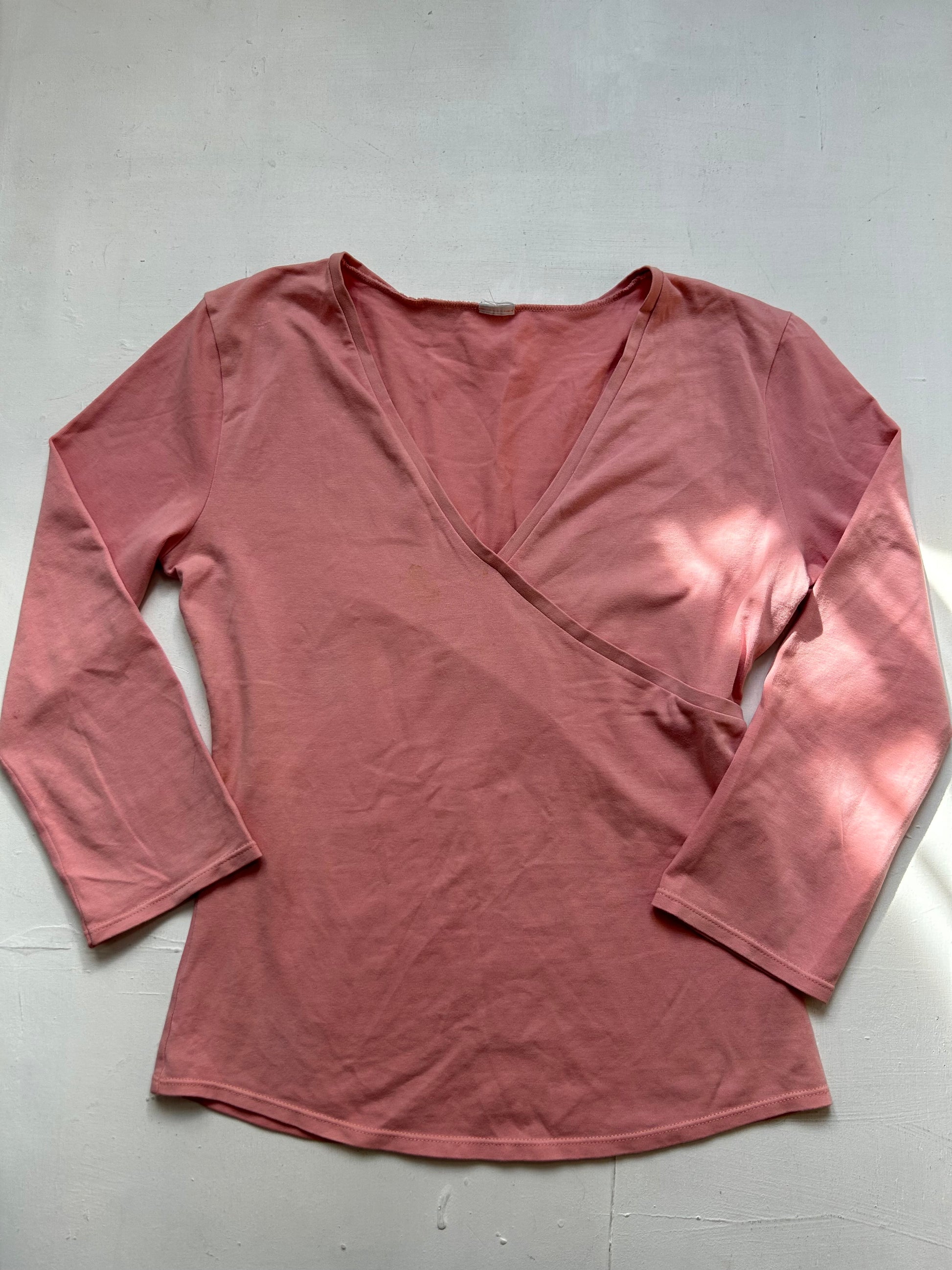 Pink stretchy long sleeves top (M)