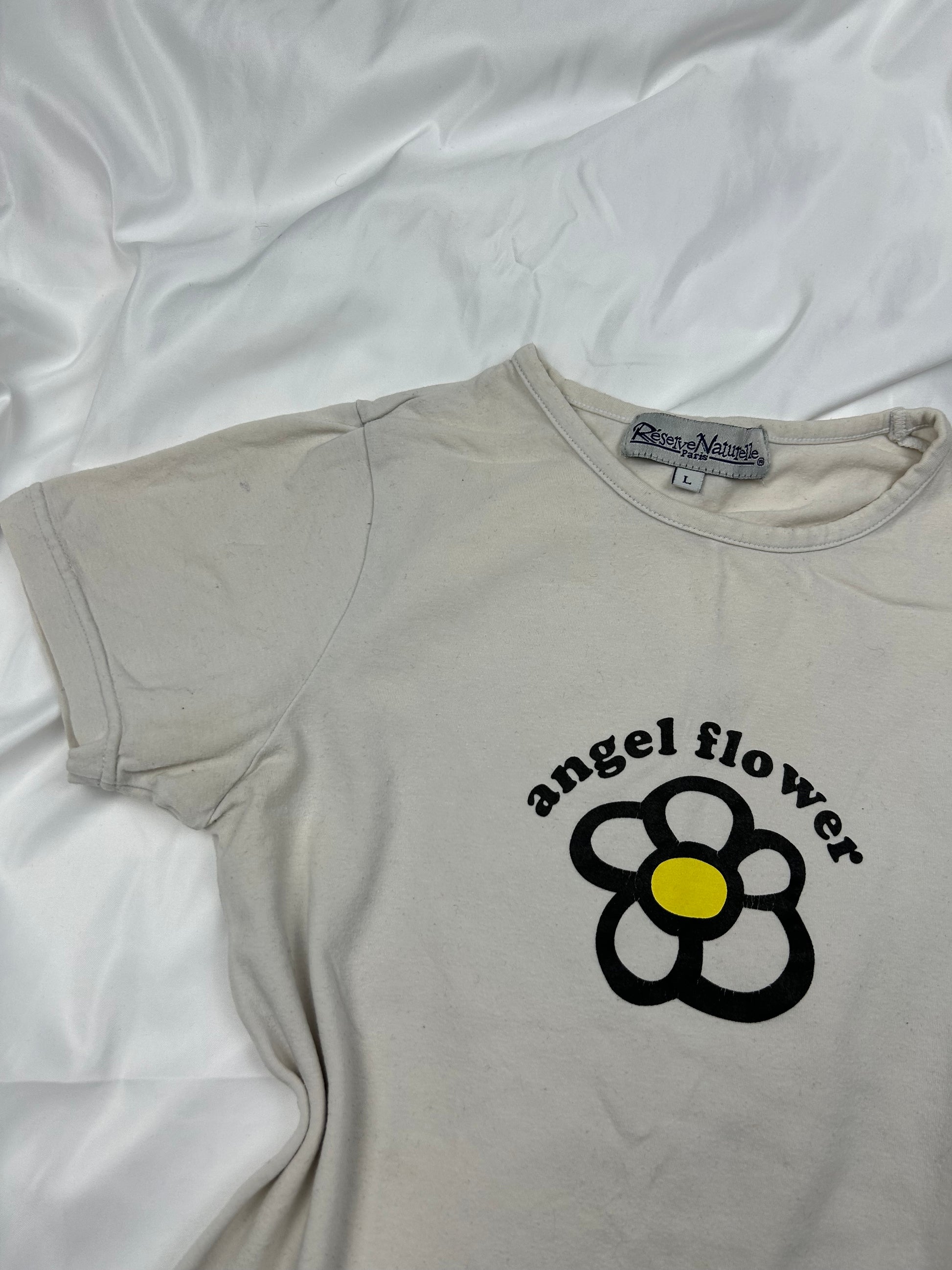 White flower logo tee (S/M)