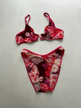 Load image into Gallery viewer, Red floral print belt y2k vintage high rise bikini set (M/L)