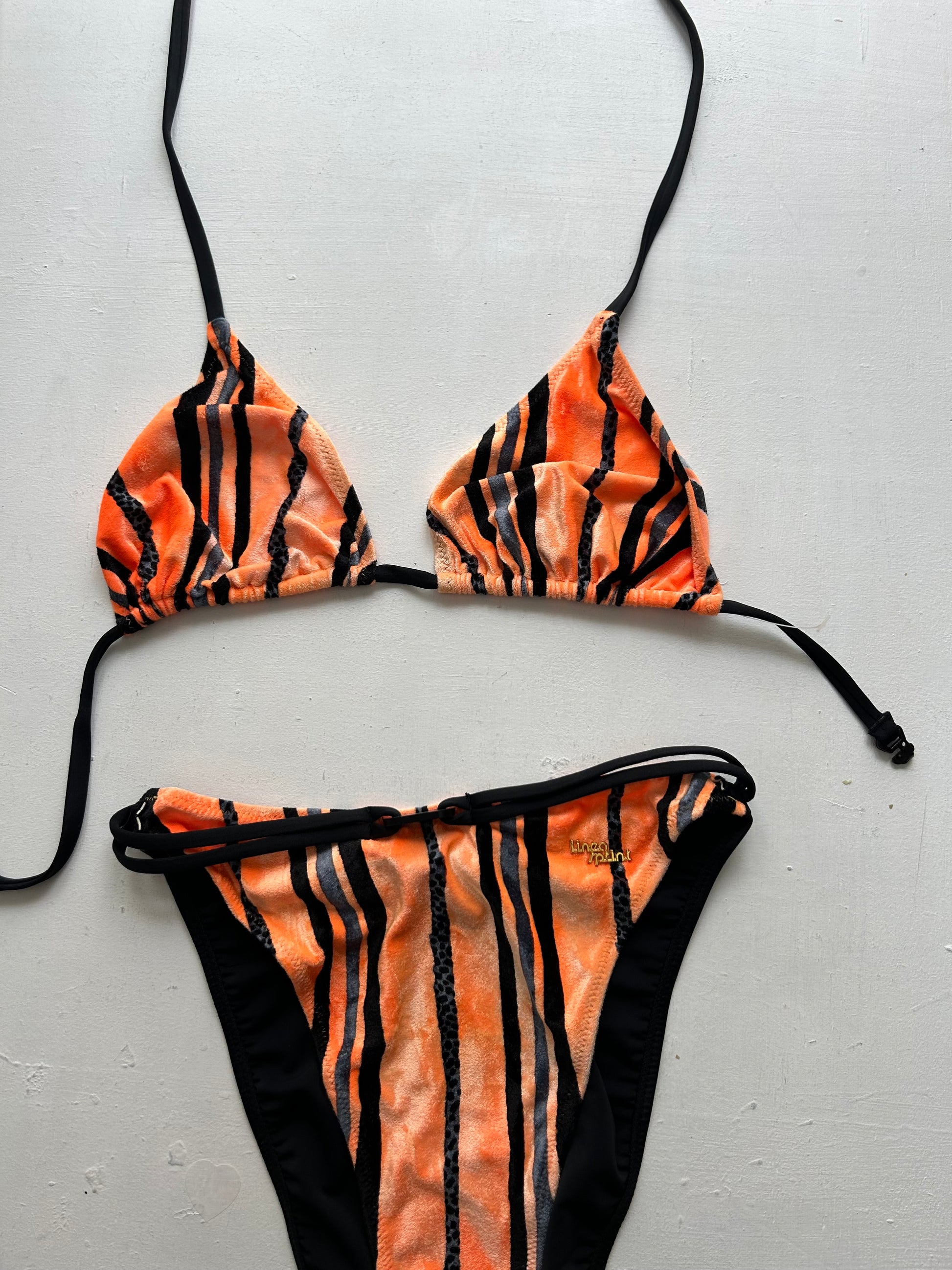 Orange velvet adjustable y2k vintage high rise bikini set (S/M)