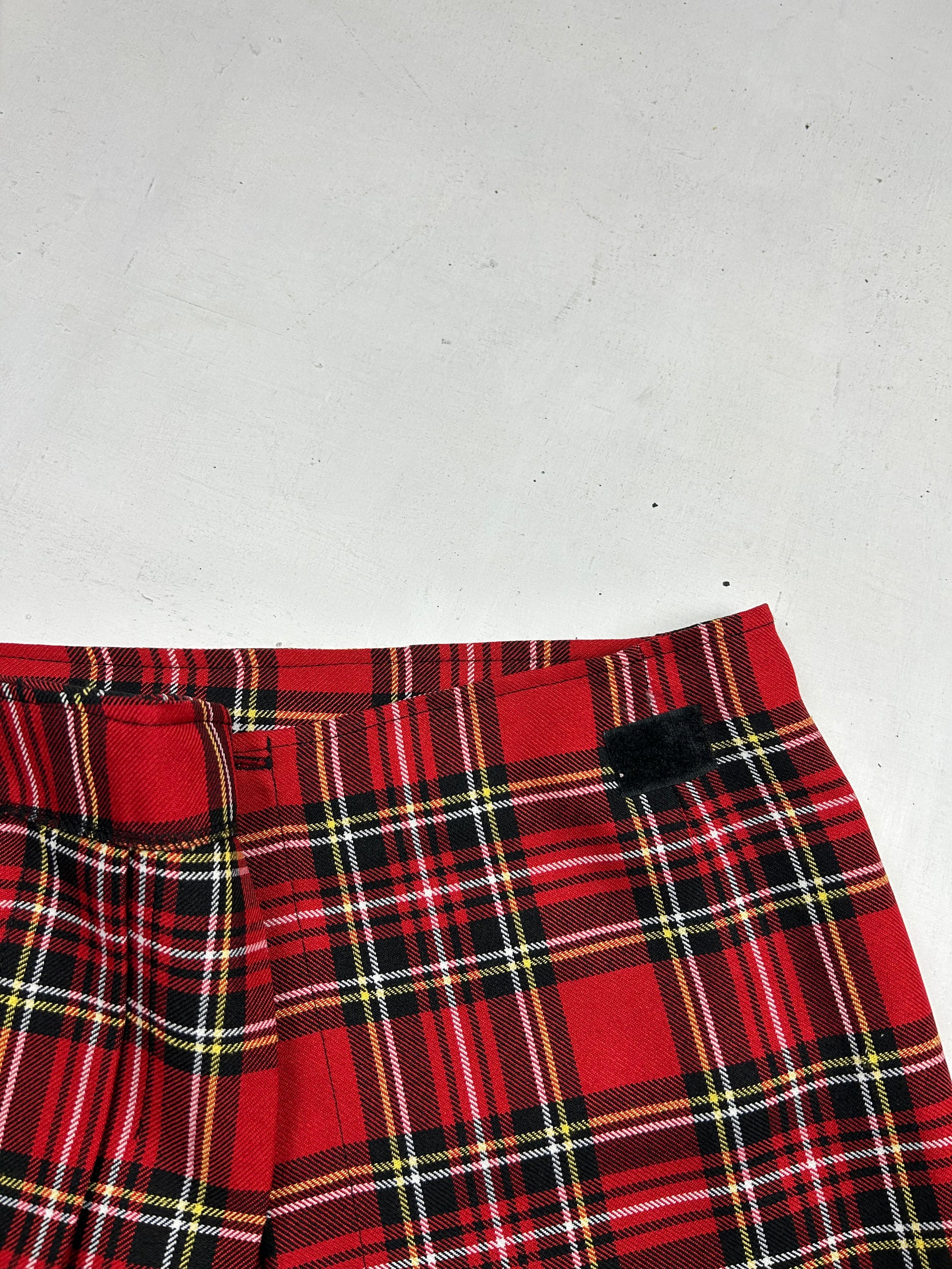 Red check print mini skirt (M)