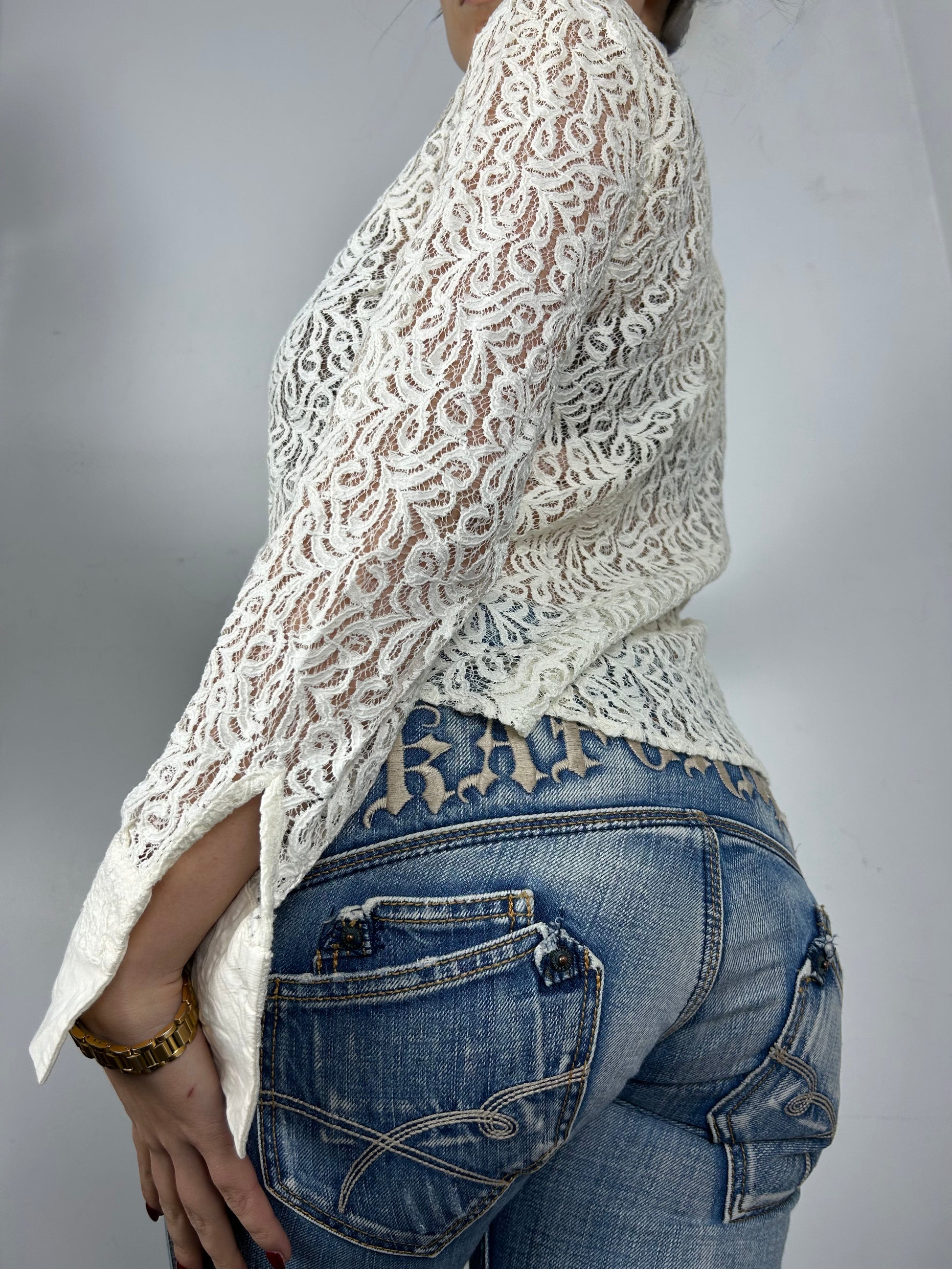 Cream white lace mesh long sleeves shirt (S)