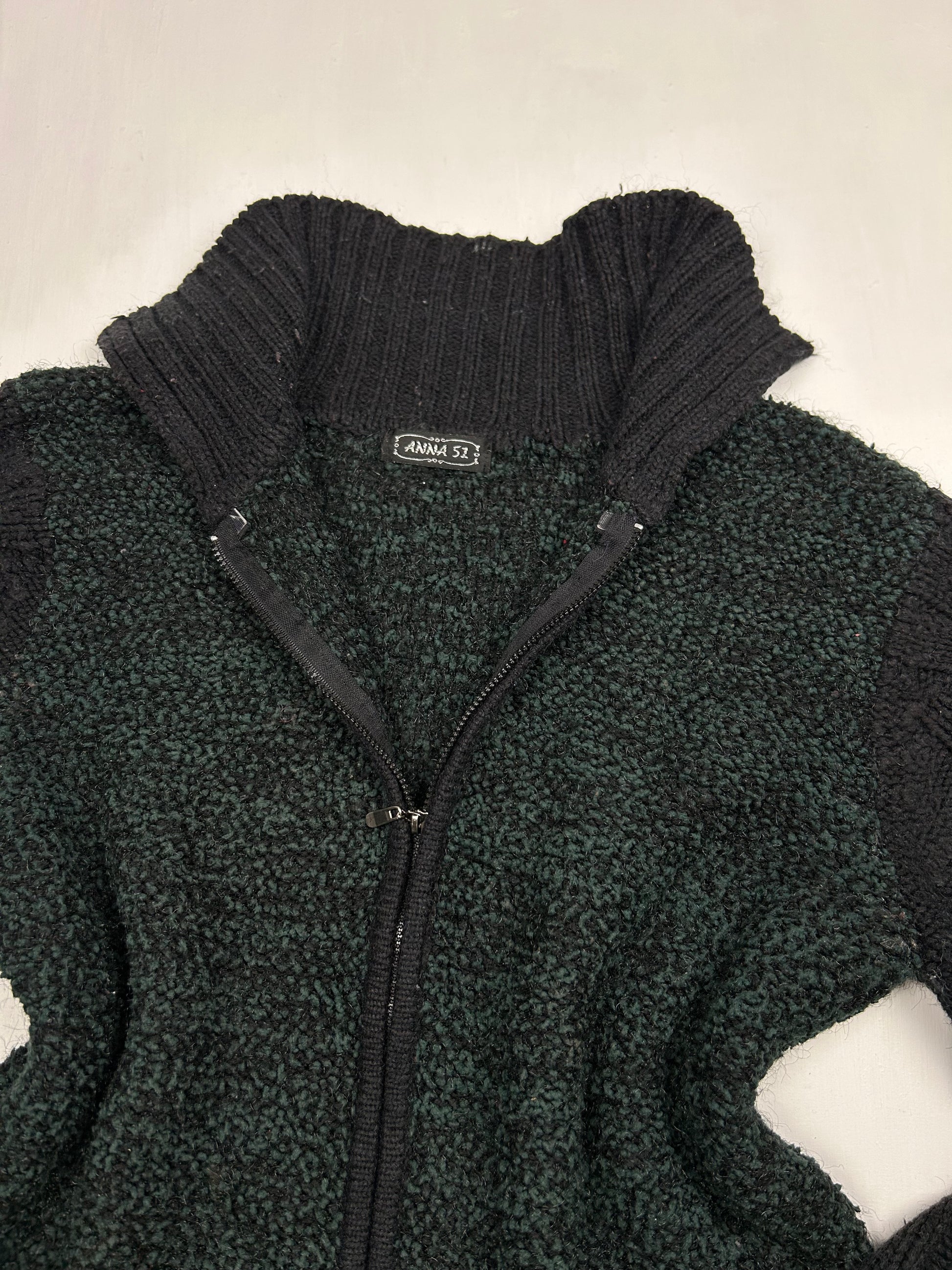 Dark green zip up jumper (S/M)