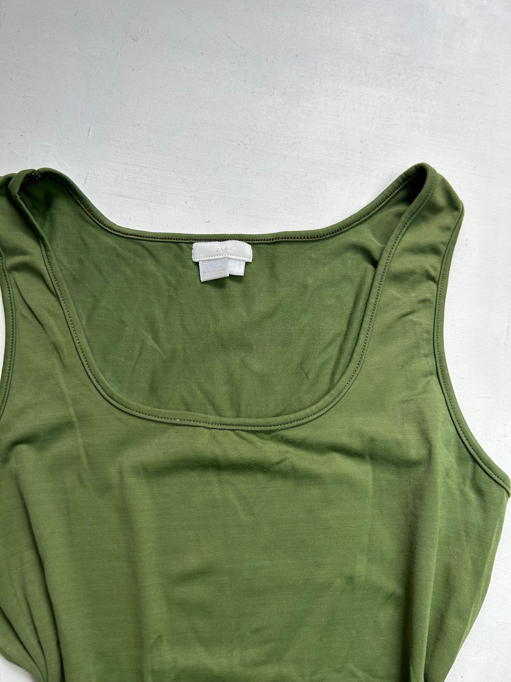 Green khaki embroidered pearls flower tank top (S/M)