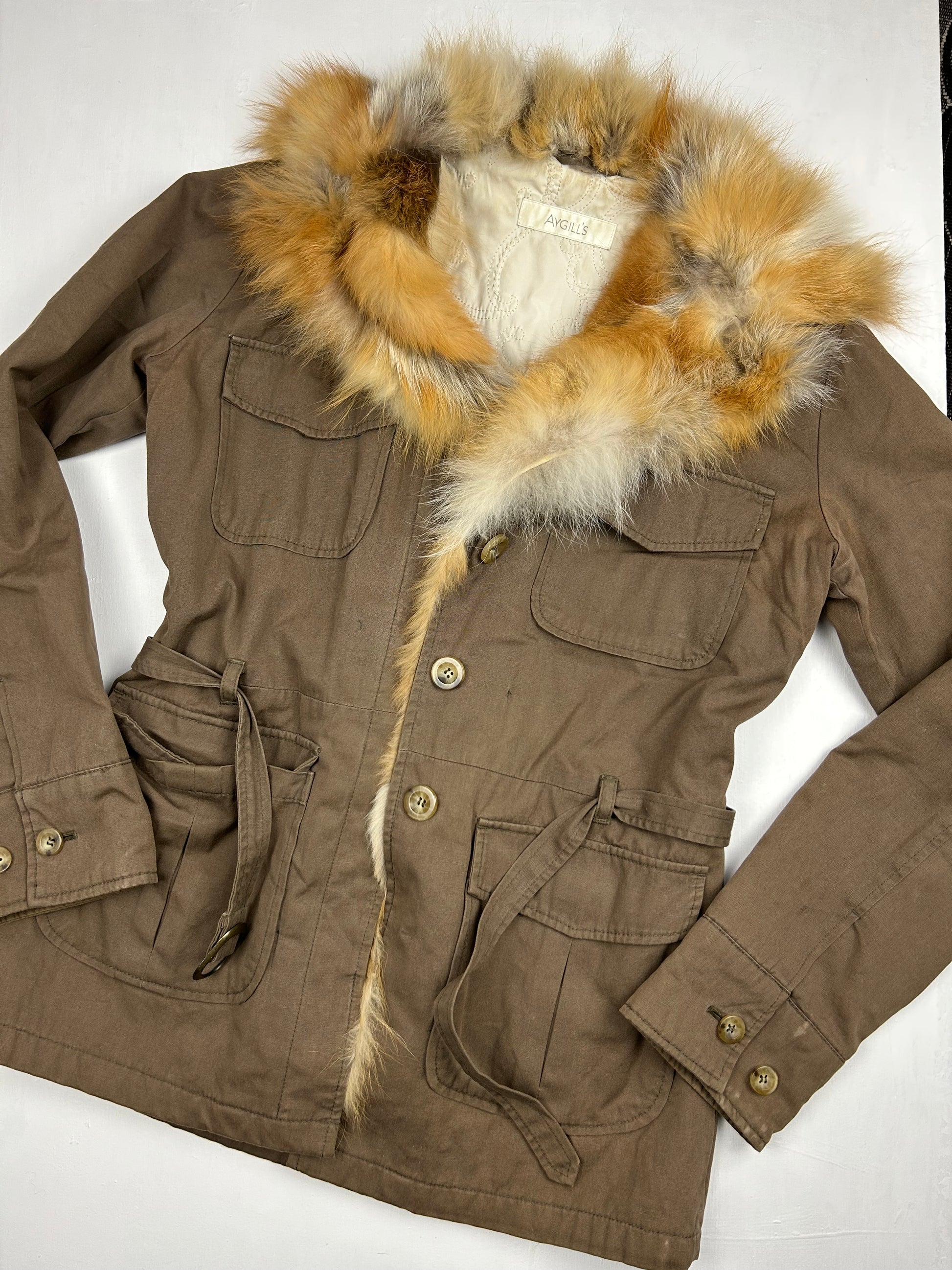 Khaki  y2k zip up real fur jacket (S)