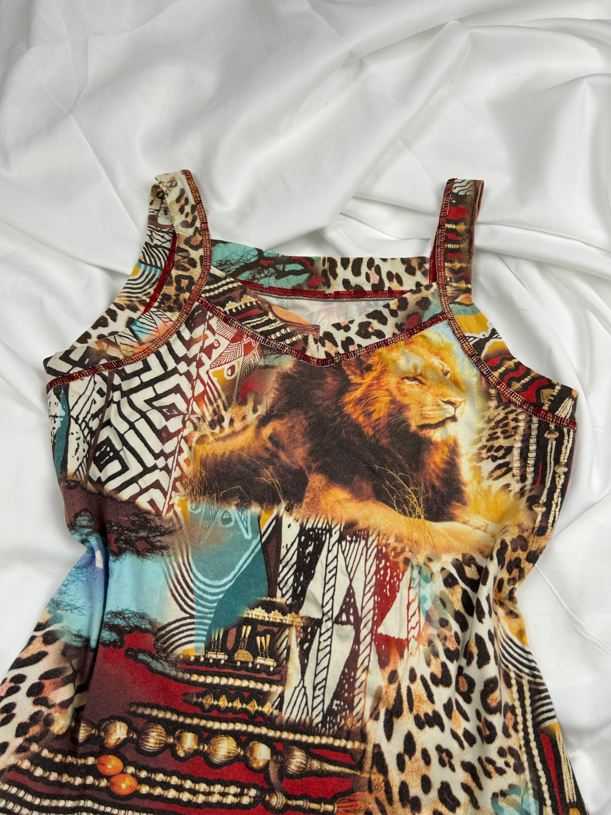 Graphic print lion multicolor cami top (S/M)